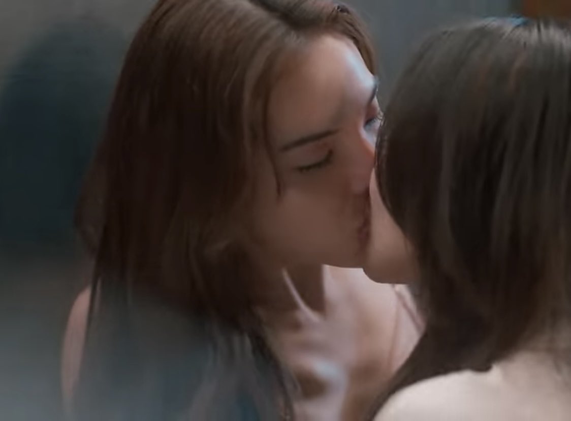 lsphics's tweet image. LMSY keeping the tradition alive of starting their gls off like this.
#HarmonySecret #ลูกหมีซอนญ่า #LMSY
