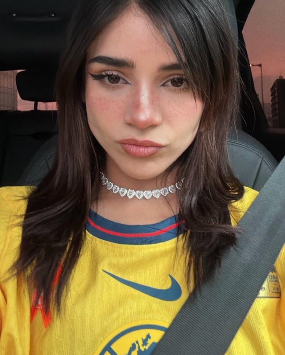 Alana Flores de Cáceres ganó su combate.