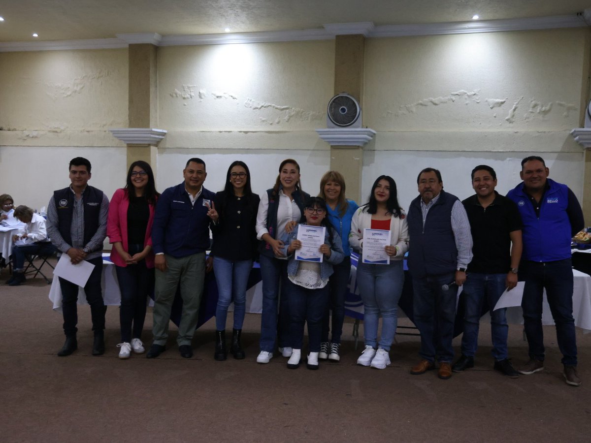 PPM PAN Edomex (@ppm_panedomex) on Twitter photo A invitación de la Sría de Procesos Electorales, <a href="/soyaldoguerrero/">Aldo Guerrero</a>, entregamos reconocimientos a nuestros RG'S Y RC's de Nicolás Romero.
A nombre de <a href="/anuarazar/">ANUAR AZAR</a> y <a href="/Lety_Zepeda/">Lety Zepeda</a>, reconocemos su entrega y compromiso.
Gracias <a href="/AngelesDavilaV1/">Ángeles Dávila Vargas</a> y <a href="/MarioArana64/">Mario Arana Fragoso</a> por la anfitrionía. 🙌🇲🇽 A invitación de la Sría de Procesos Electorales, <a href="/soyaldoguerrero/">Aldo Guerrero</a>, entregamos reconocimientos a nuestros RG'S Y RC's de Nicolás Romero.
A nombre de <a href="/anuarazar/">ANUAR AZAR</a> y <a href="/Lety_Zepeda/">Lety Zepeda</a>, reconocemos su entrega y compromiso.
Gracias <a href="/AngelesDavilaV1/">Ángeles Dávila Vargas</a> y <a href="/MarioArana64/">Mario Arana Fragoso</a> por la anfitrionía. 🙌🇲🇽