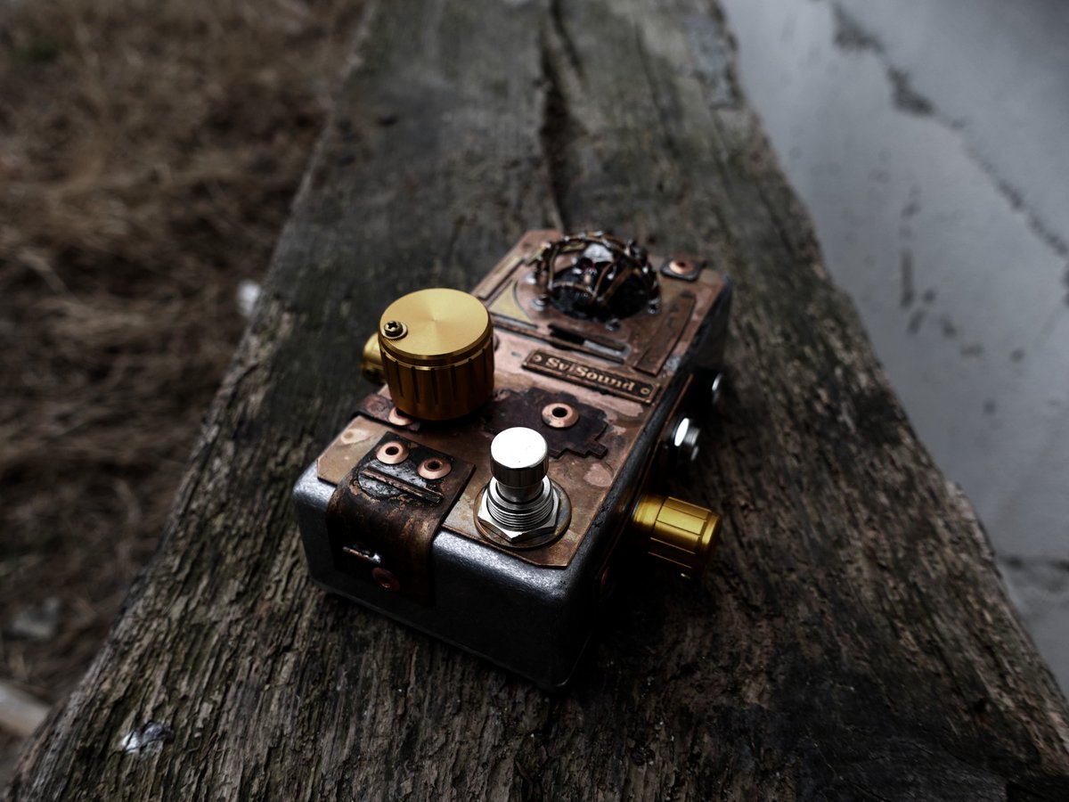 svisound's tweet image. #FuzzoZoid_D germanium #fuzz with special #gothic #doom design
#GuitarPedal #GuitarGear #SviSound