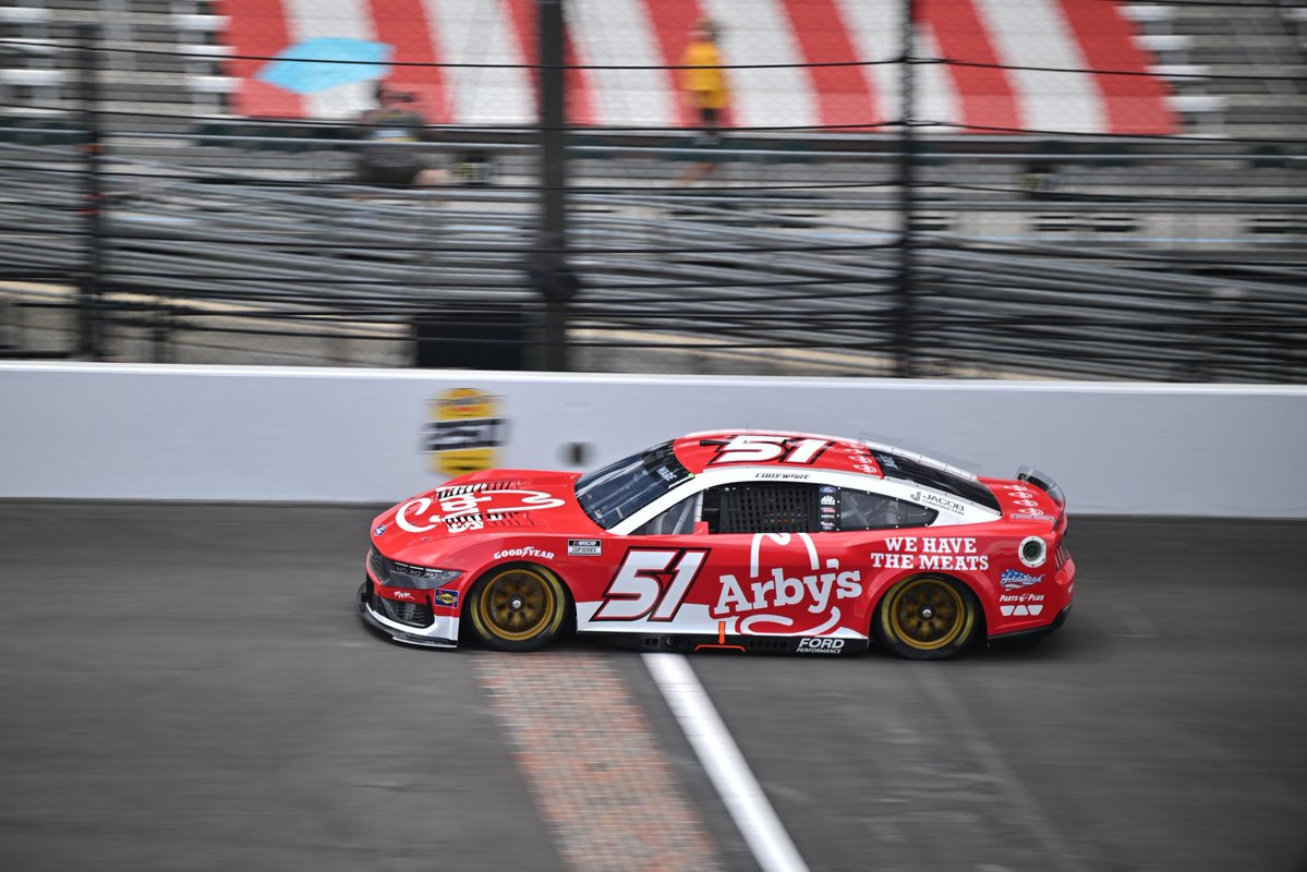 RickWareRacing's tweet image. We’re ready to hit the bricks! Practice and qualifying are wrapped here at @IMS… now just one more sleep until the #Brickyard400! Grab some dinner at @Arbys and rest up for Sunday. 160 laps at this historic speedway are on the menu.