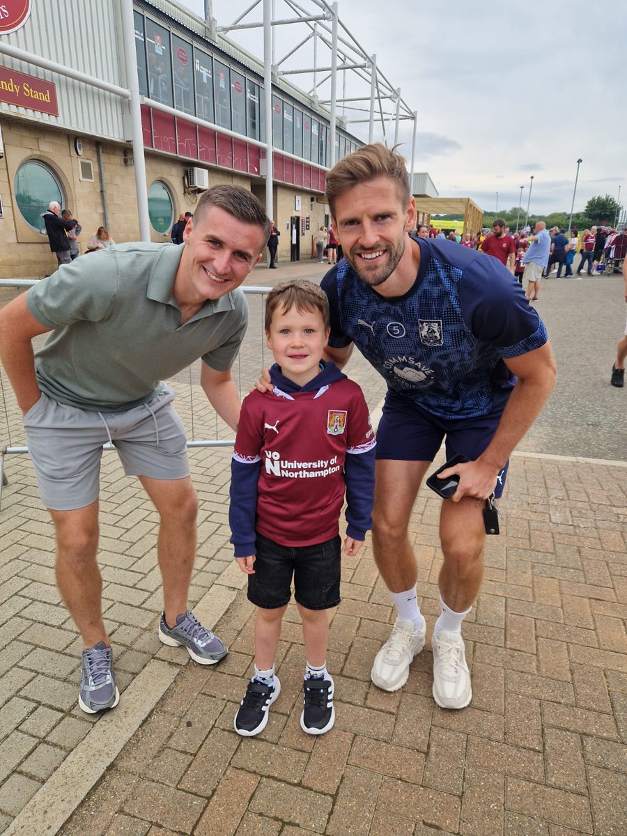 Lloyd Adams tweet media