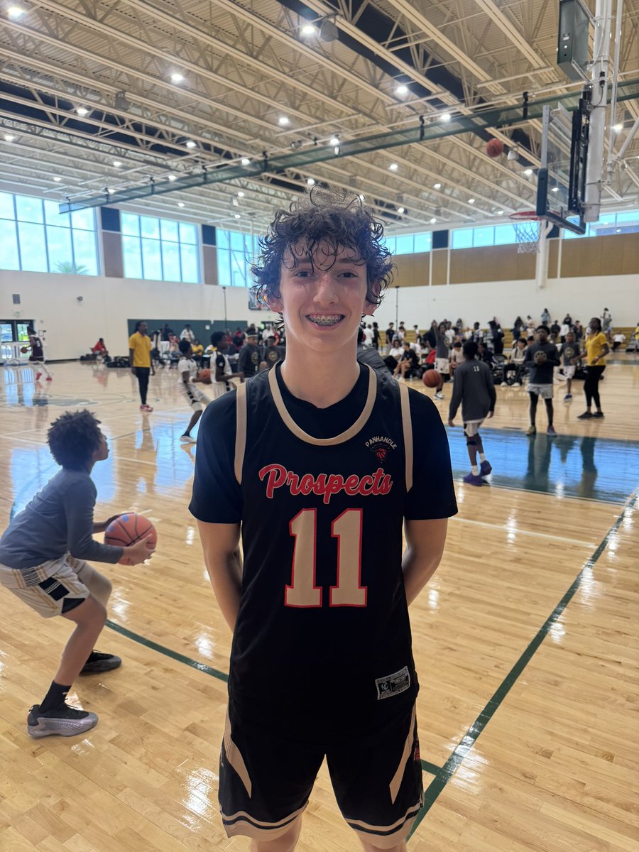 PanhandleP1's tweet image. James McMullian @JamesMcmul45236
Class of 2028 6β3 G
Had a great first game , plays well from the mid range , great knack for the ball High with elite catch & shoot ability ! Outstanding playmaking
