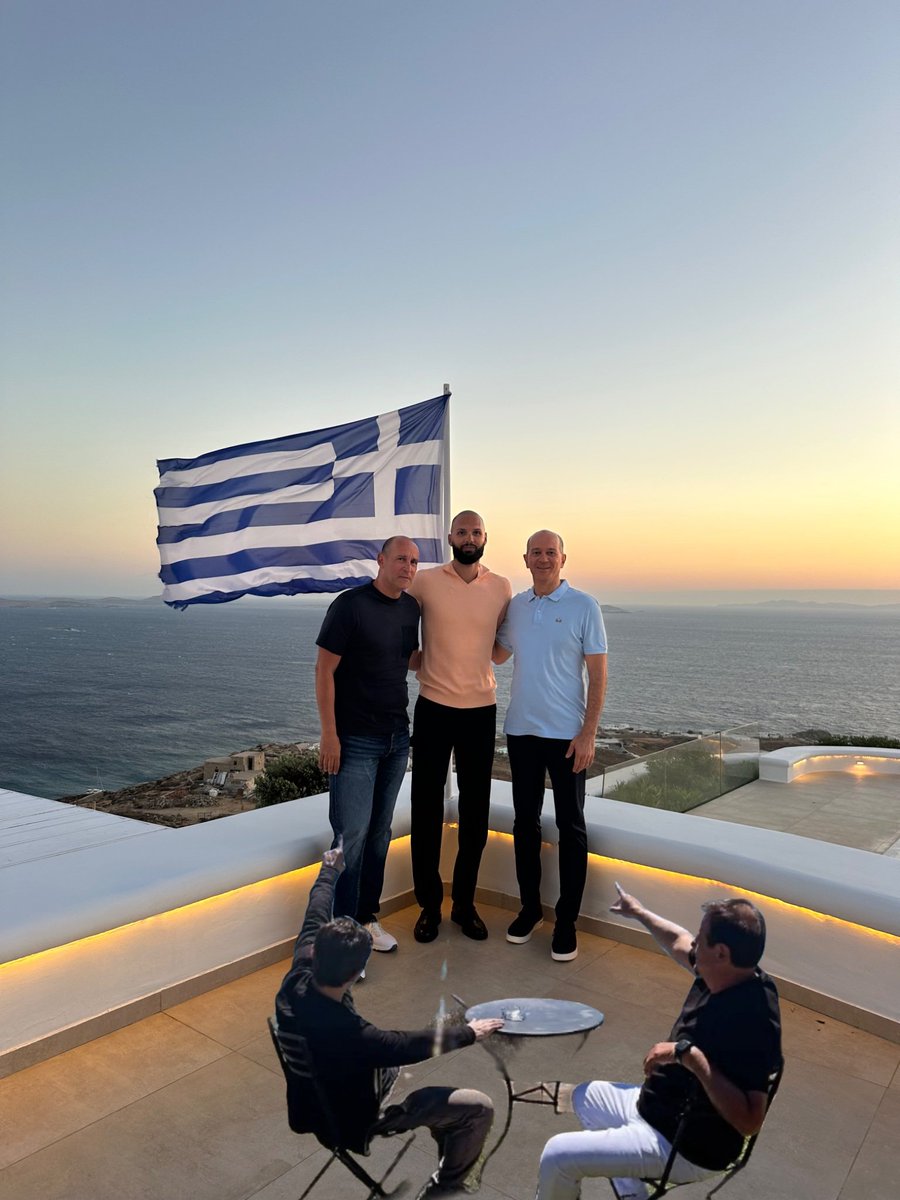 Enzo96475190's tweet image. Soonio
#OlympiacosBC