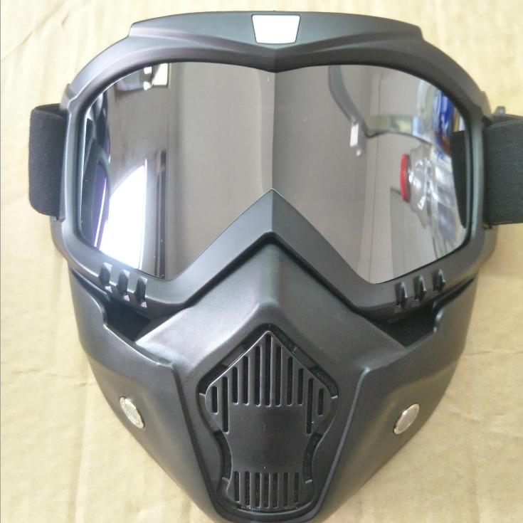 UnicunShop's tweet image. Bug-splattered visor got you down? 👀  These Tactical Motorcycle Goggles will keep your eyes safe &amp;amp; clear on every ride! 😎💨  Check 'em out! unicun.com/product/factor… 🏍️ #MotorcycleGear #RiderSafety #SeeClearly