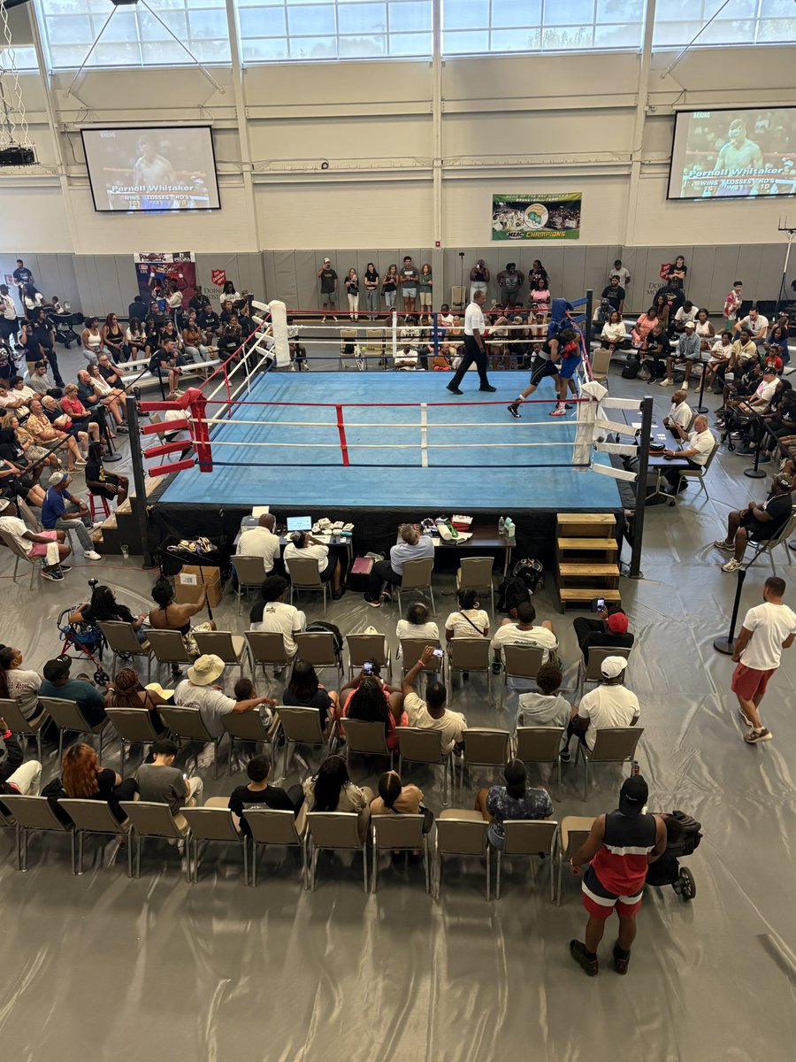 _Sibbie's tweet image. 1st ever Sweet Pea boxing event in the city
Know we was gone be in here, We fight number 21