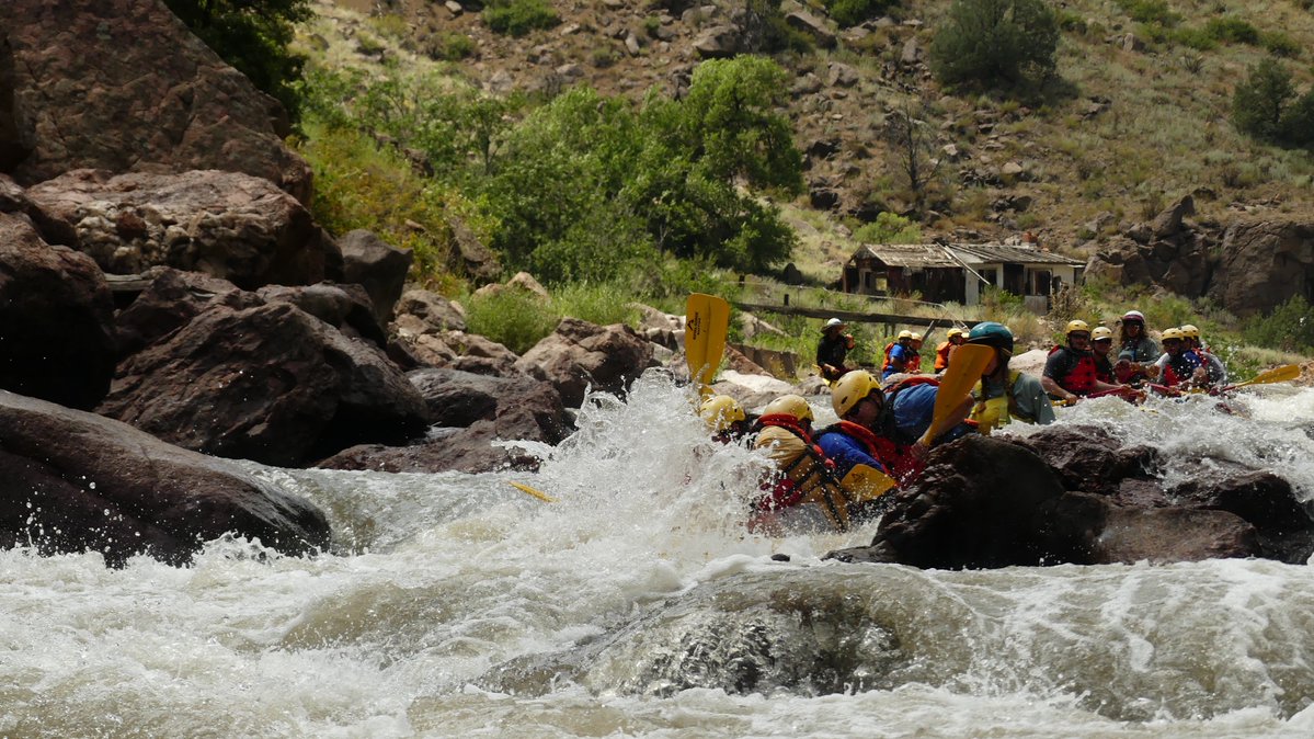Inmanity_US's tweet image. I don't usually post about my trips but we went whitewater rafting yesterday and it was EPIC. We literally wrapped our boat around a rock and somehow got off the rock without flipping...only to slam into another rock 3 milers later and careen into 15 360s - again without…
