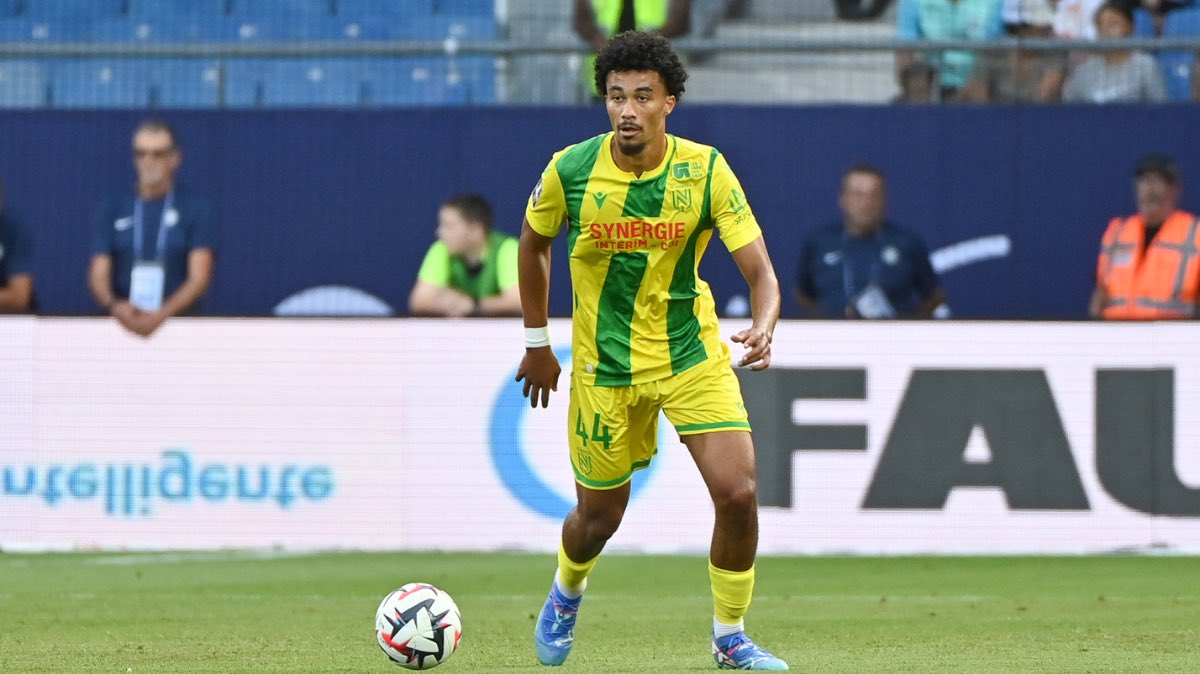 Ablinhoo's tweet image. Détails du transfert via @lequipe :
Nathan Zeze part à Neom 🇸🇦 pour 20M (versés en 18 mois) hors bonus et 20% sur la plus-value à la revente.
#FCNantes #Mercato