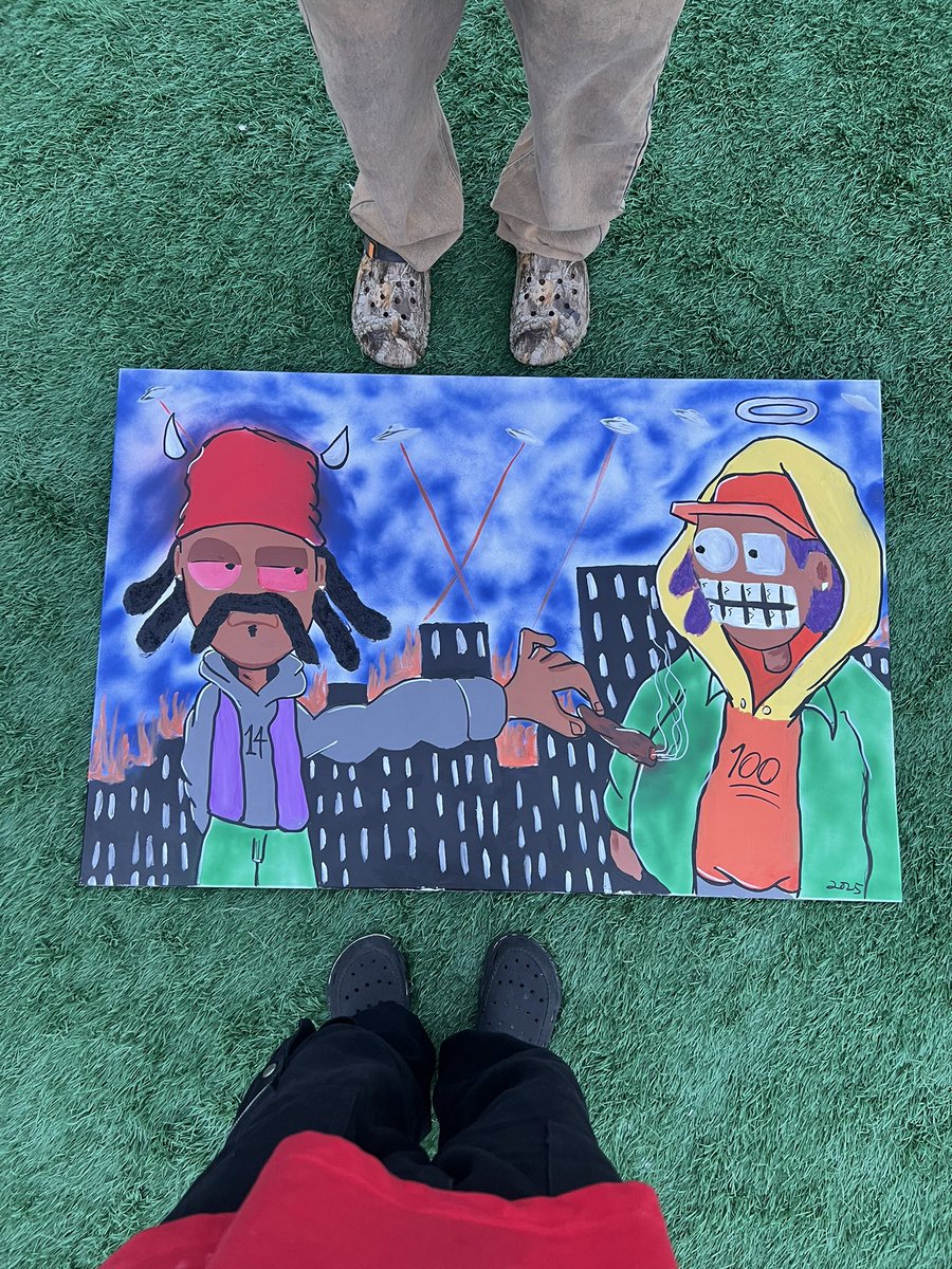 sketchgodd's tweet image. quick freestyle on a canvas with my bro today 

🚫🚭