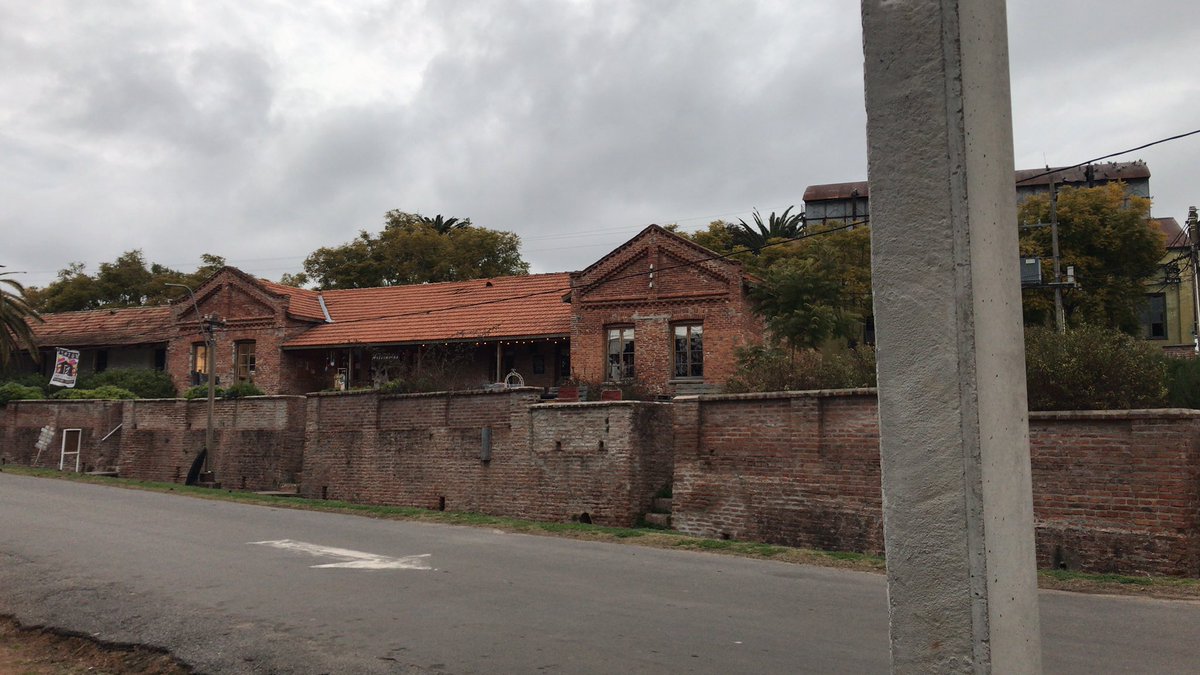 LA BANDA DEL PHOTOSHOP LO VOLVIÓ A HACER JAKSJAJAJAJAJA