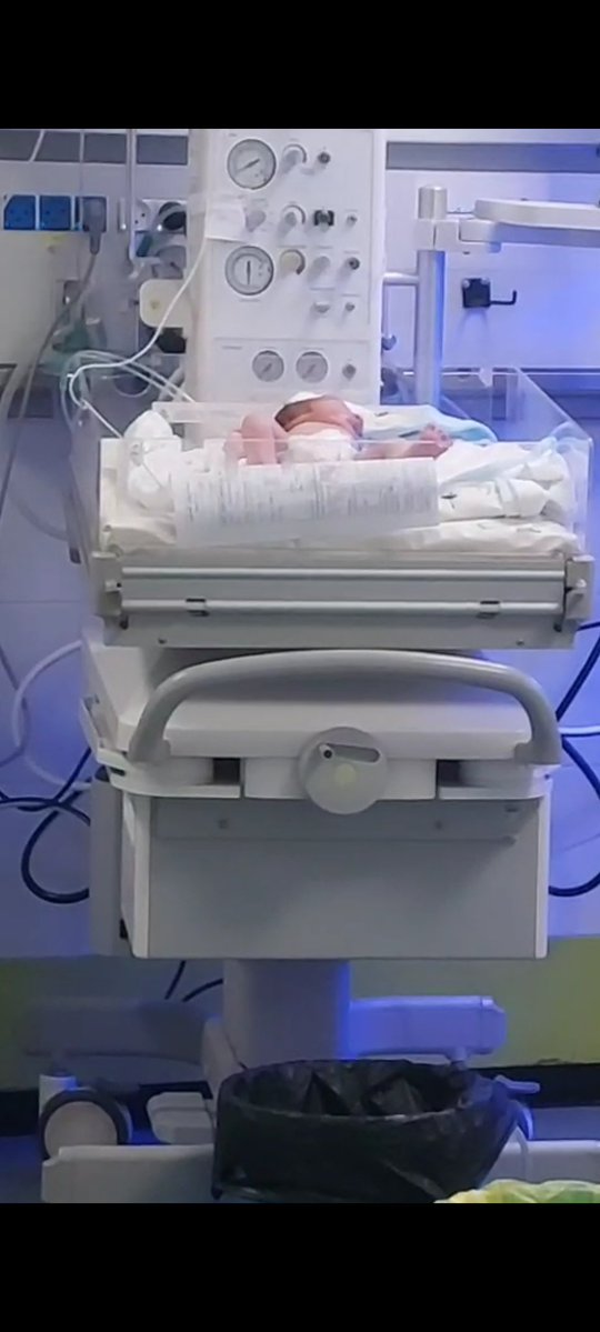 My first child was born 4 days ago and his weight was very low. He was placed in the incubator for Many hours. 

Please help me buy milk and diapers for him.

gofund.me/40dd621f