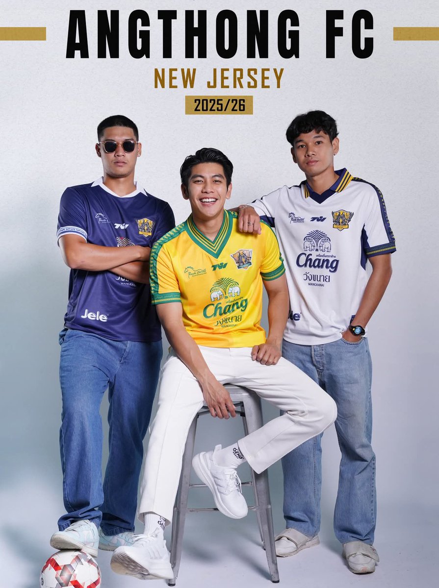 Well well well. Looks like there are certain influences here: 🟦 Nike template collar. 🟨 adidas Liverpool collar. ⬜️ adidas Real Madrid collar.

But let’s not take anything away from a couple of crackers. 👏🏼