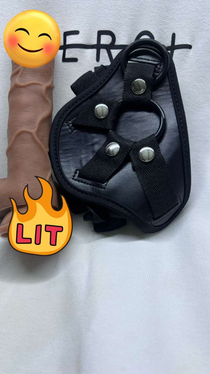 لليالي مليئة بالشغف ❤️‍🔥
قضيب صناعي مصنوع من مواد آمنة للبشرة، يمنحك إحساساً طبيعياً وتجربة ممتعة.
📦 اطلب الآن واستمتع بخدمة التوصيل السري.