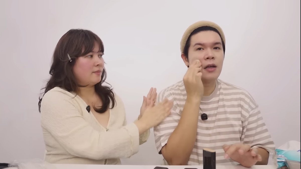 mmytype_'s tweet image. คลิปพี่จูนสอนเทคนิคแต่งหน้า เป็นคลิป1 ชม. ที่ตั้งใจดูทุกนาที55555 พร้อมป้ายยาฟองน้ำใหม่by.tuneteller เหมาะมือสุดๆ ลงได้กับทุกtextureผิว รองพื้นคซลที่เนื้อหนา เน้นปกปิด แต่อยากเบลนให้อยู่บนผิวด้วยปริมาณที่พอดี อยากได้งานผิวแต่ต้องปกปิดนี่เลย ฟองน้ำตบเปียกชีสามารถ