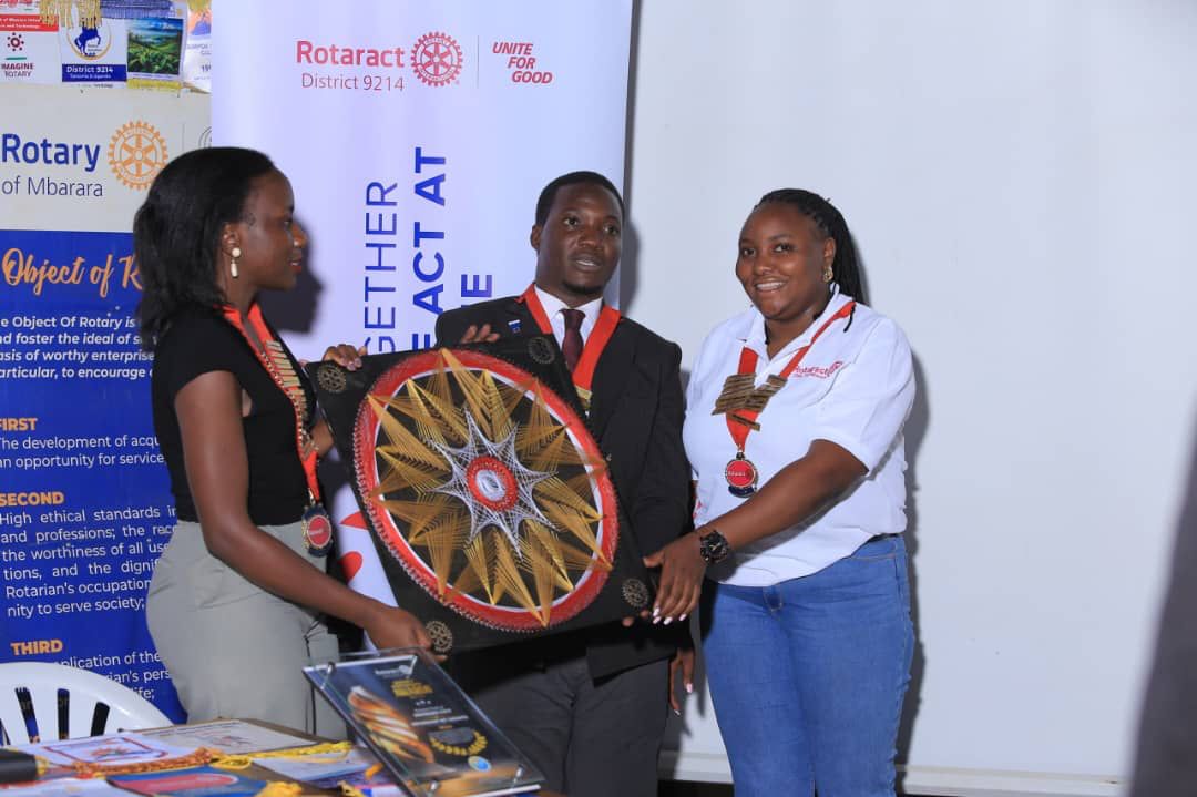 MsLebykm's tweet photo. PHOTOS: My fifth visit was to the Rotaract clubs of Mbarara and Mbarara city; two clubs with very vibrant and committed membership of 70 altogether. 

The clubs have made great strides in ensuring structural growth and stewardship. They had support from the Rotary clubs within mbarara and a delegation of presidents from Kampala; a great show of collaboration and partnerships.

 The clubs gifted me a hand crafted souvenir representing the rotary wheel, talk about innovation.
#TogetherOneActAtATime #UniteForGood #RotaractD9214