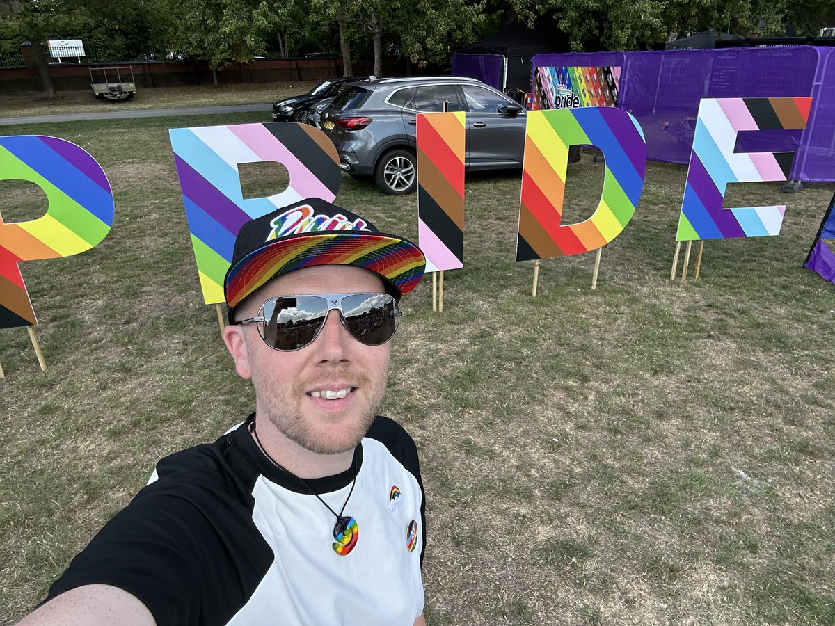 JCK_89's tweet photo. Fun day at Swindon pride 🏳️‍🌈 https://t.co/HNvY8hj3IE