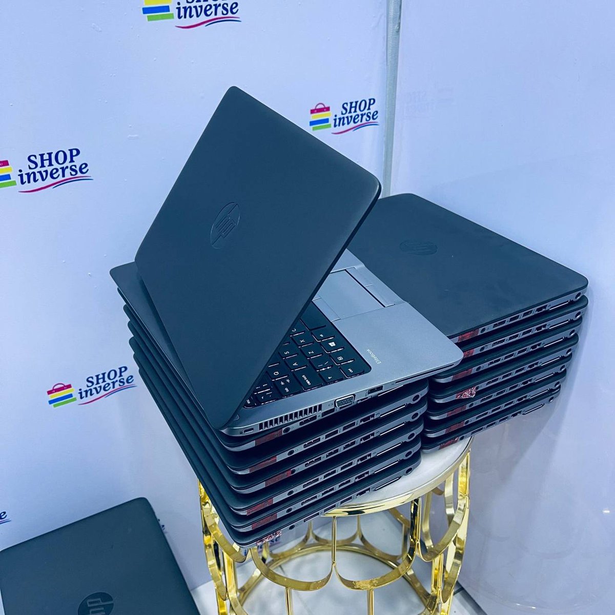 _d3s_mond's tweet photo. 🔥 Pre-order deal!

 premium laptops &amp; gadgets at almost dealership prices 😱
Use promo code CHIWOKEENYI at checkout to get a 5% discount on this.  HP EliteBook 725 G2 - AMD A8 - 500GB HDD - 8GB RAM 

Shop now 🔗: https://t.co/vb4Eoc5qP9 https://t.co/I9hszKdZ2Y
