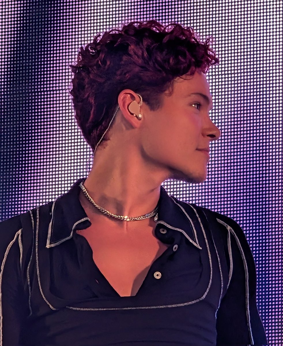 The deadliest side profile in existence belongs to Omar Rudberg.