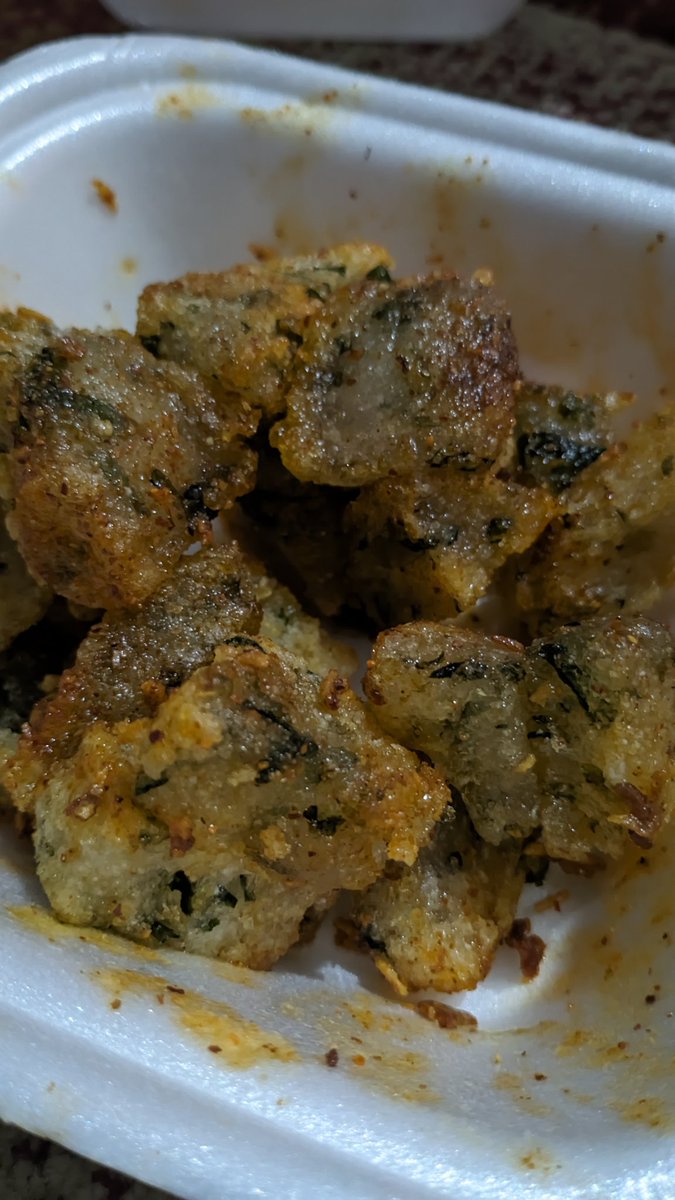 Karena mami nya juga pengen jajan,ga hanya anak2nya aja