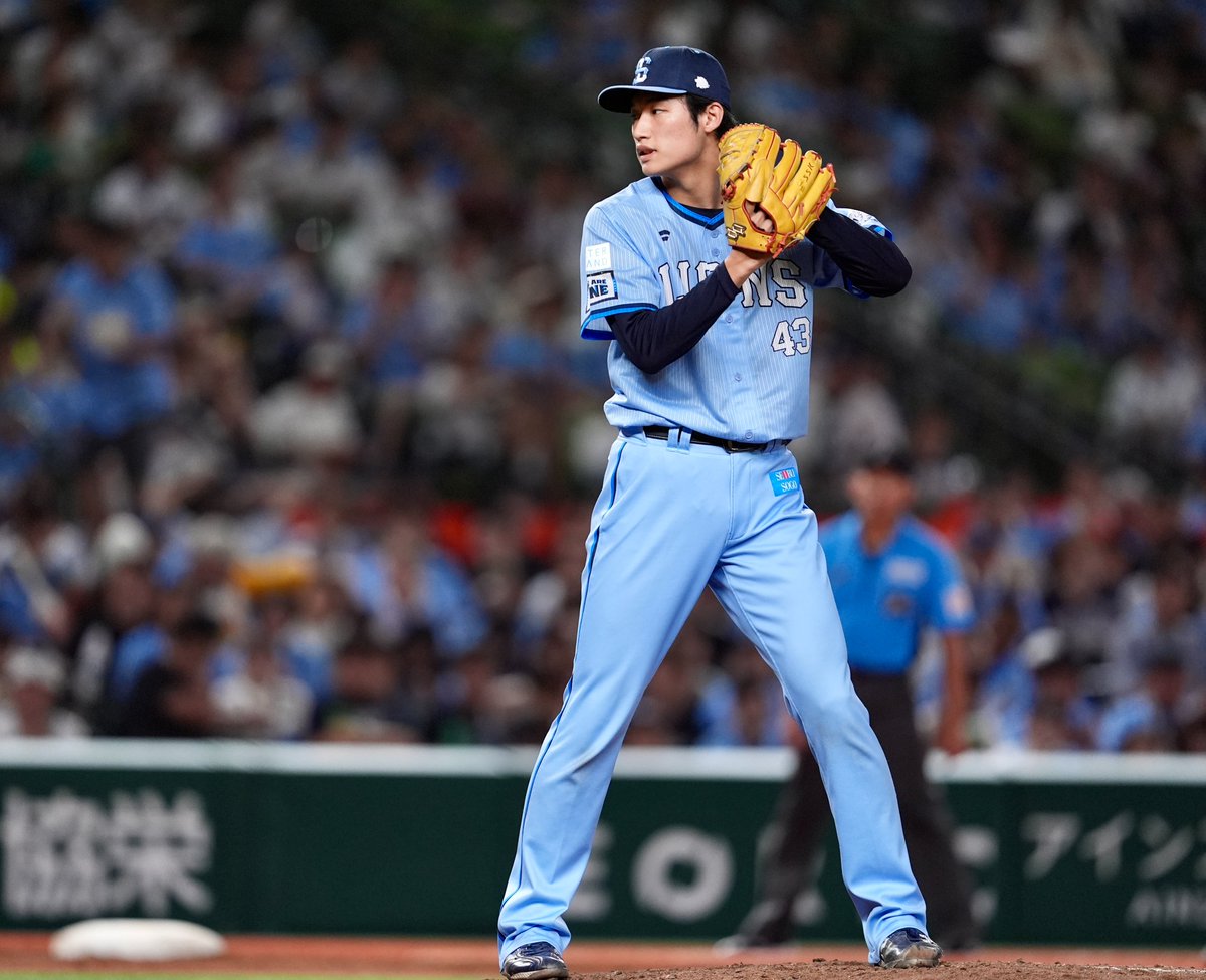 埼玉西武ライオンズ　羽田慎之介　ホームユニフォーム 羽田慎之介 投手が1日所沢警察署長に就任🚓👮 冬の交通事故防止