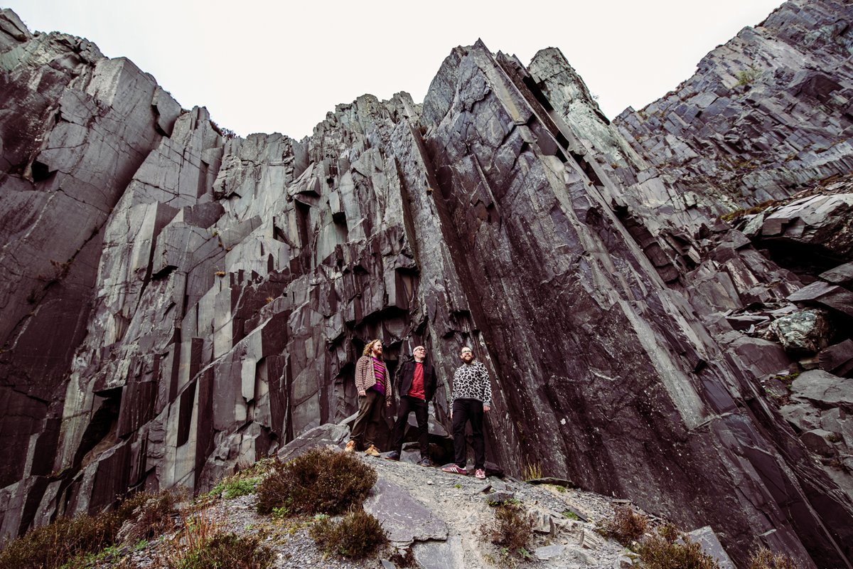 .<a href="/alphamaleTparty/">Alpha Male Tea Party</a> will release their new album 'Reptilian Brain' in October this year! Read the details and listen to a new song here on Distorted Sound! <a href="/bsmrocks/">Big Scary Monsters</a> distortedsoundmag.com/alpha-male-tea…