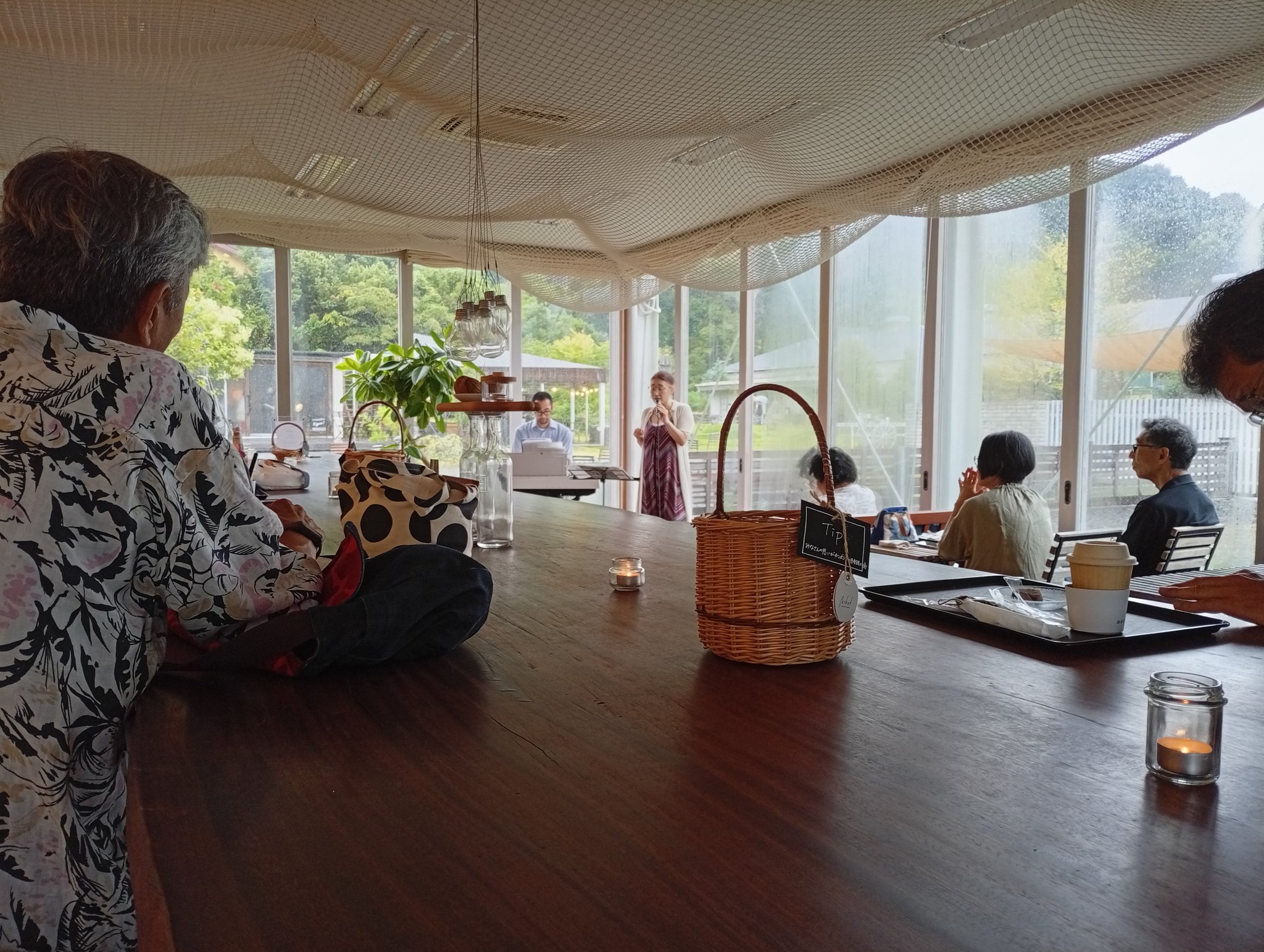 奥村ゆずる　カフェ“熱心な詩人“ 旅する画家 奥村ユズル (@oku5y) / X