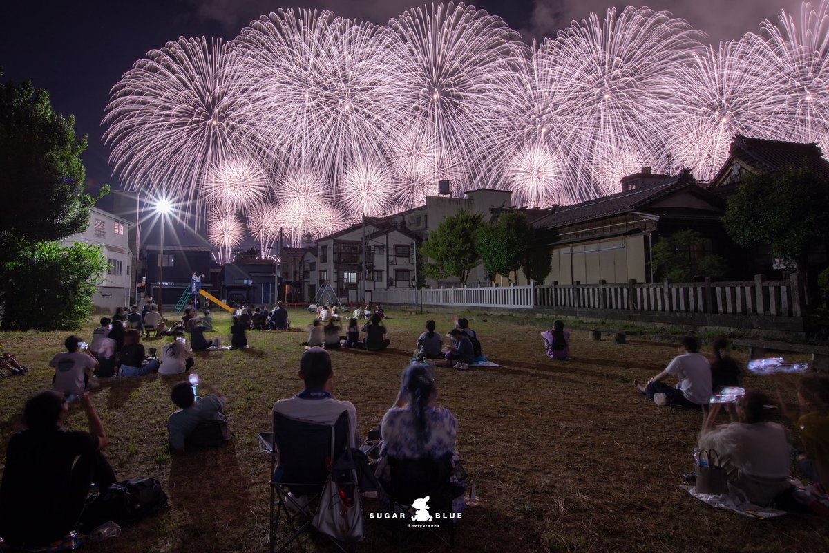 sugarbluephoto's tweet image. 6年ぶりの長岡花火
Day1
煙に泣いたけど
やっぱり近くでみる花火は良い🤭
#長岡まつり大花火大会
#復興祈願花火フェニックス
#キヤノン党でほめあいたい
#Canon
#tokyocameraclub