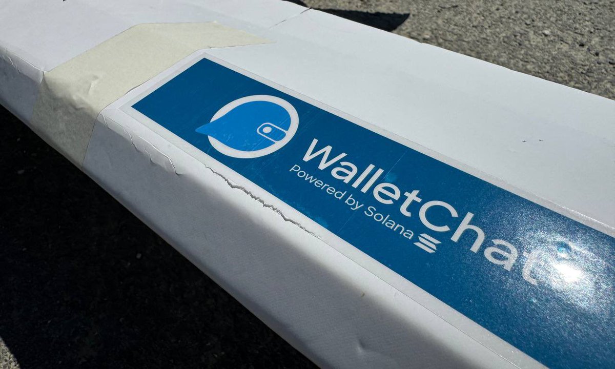WalletChatToken's tweet image. GM Solana. Which vehicle do you think our logo is on? 

Wallet chat on the vehicle produced by the company we are sponsoring, which we will announce on Monday!

Powered by @Solana 🩵 #UseWalletChat