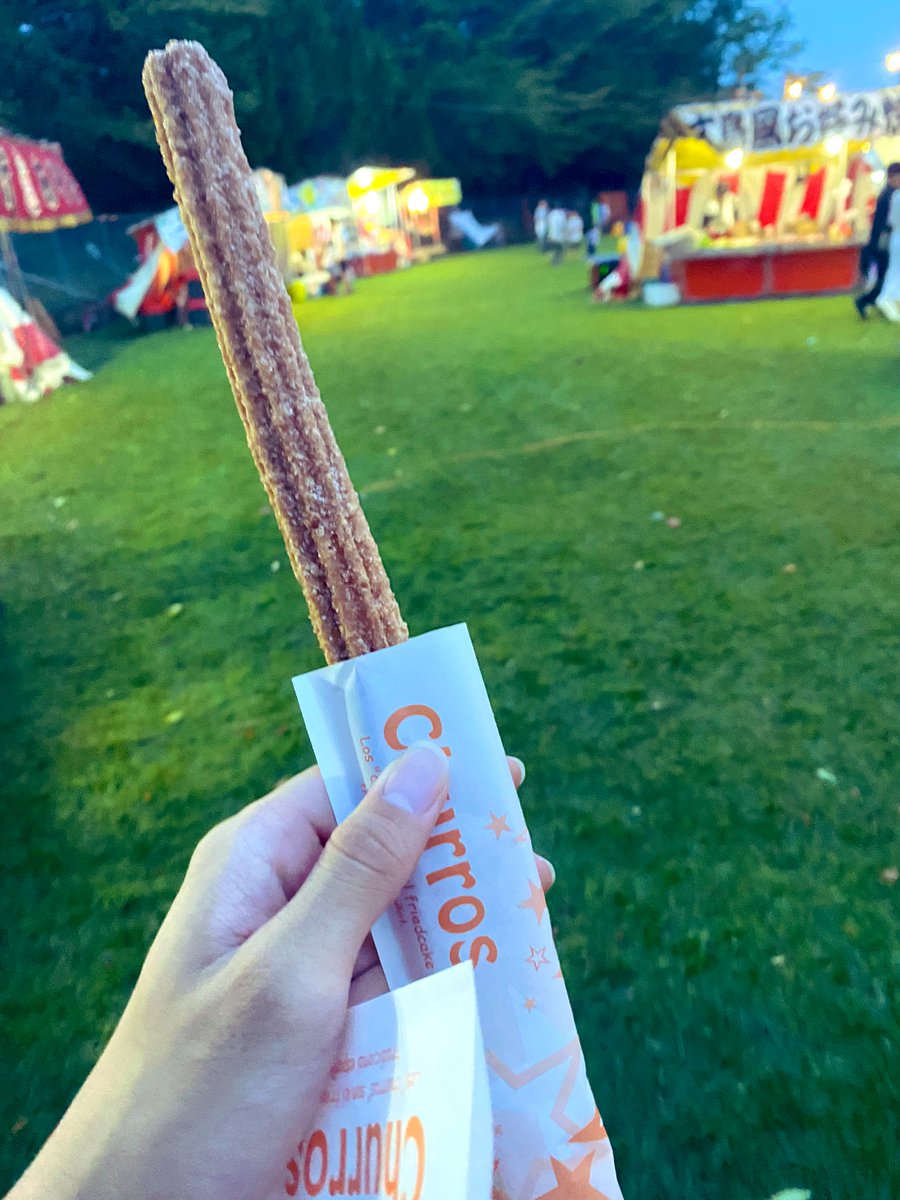 お祭りの食いもん高いけどうまい！
