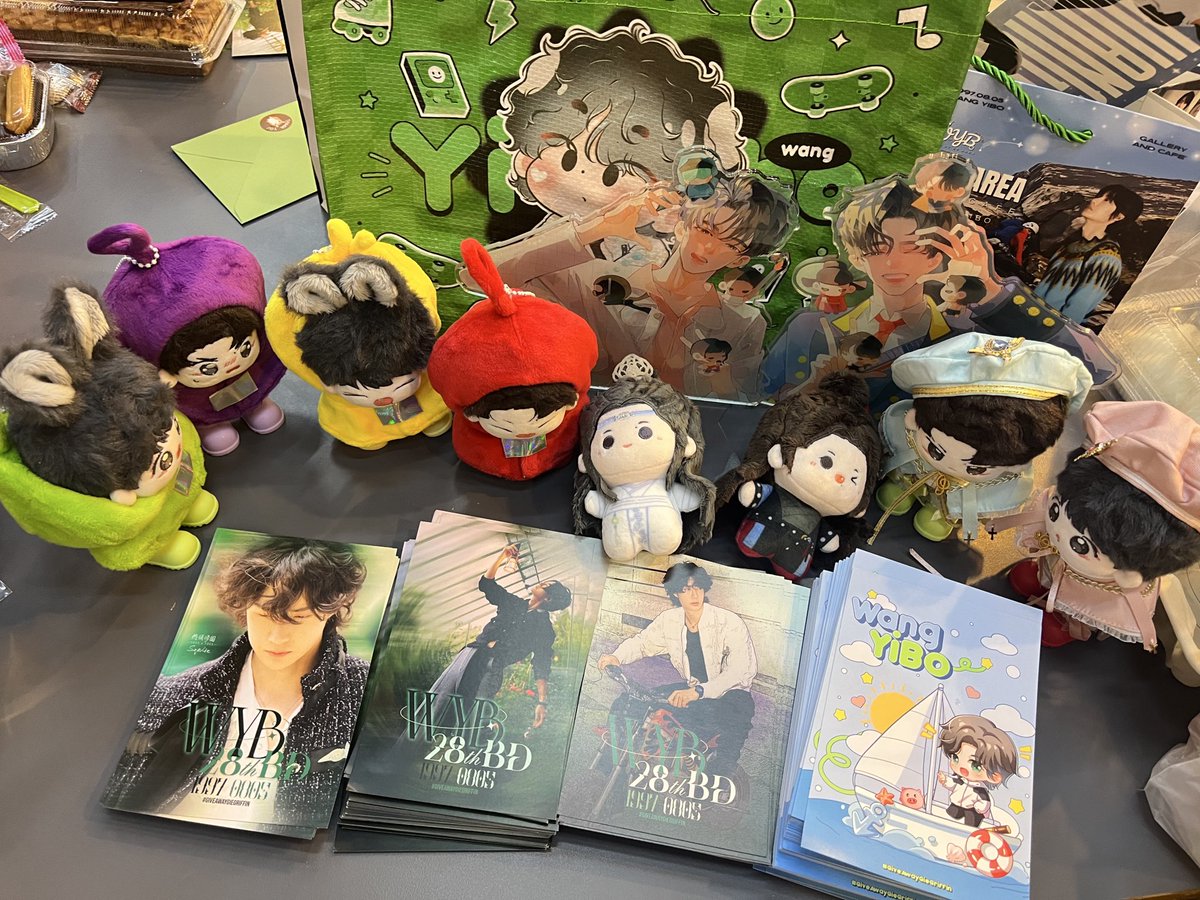 รีทวิตต้นโพส รับเลยคร้าา อยู่ชั้น 5  คุณกบฝากแจกคร้าา 💚❤️