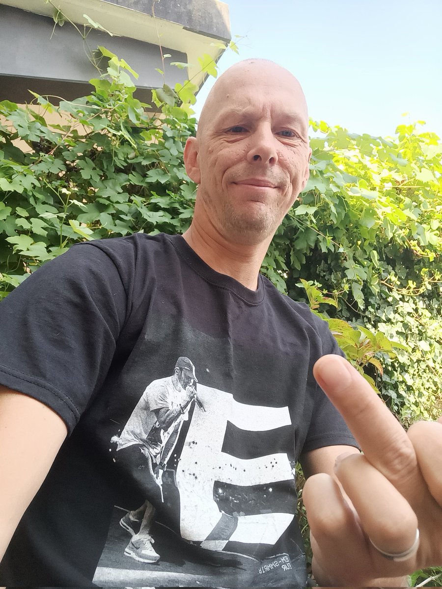 Today is the day that i am pulling my t-shirt out of my closet from the Eminem tour 2018 we are going to stansmovie.com 
I can not wait to see all the other #stans how they are dressed.

And a little message to my wife.. i will and may NOT cry ! 🫣
EM we love you ♥️