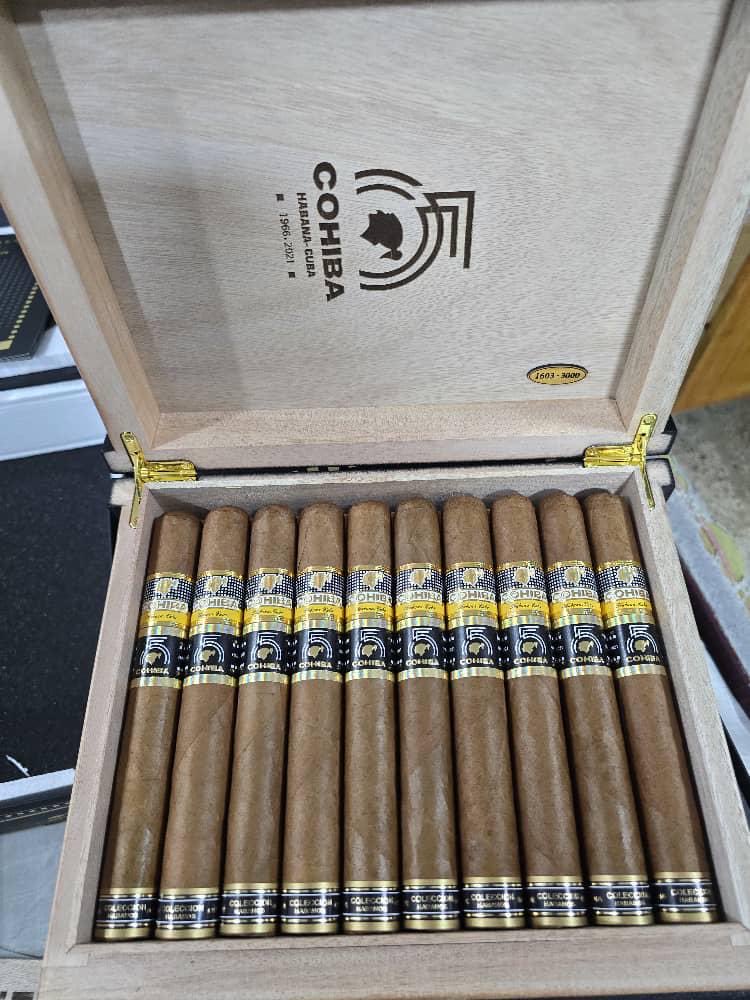 BoutiqueCuban's tweet photo. #cohiba #cubancigars #cuba #cigarlife #cigars #cigarsmokers https://t.co/CqQLu3RNDS