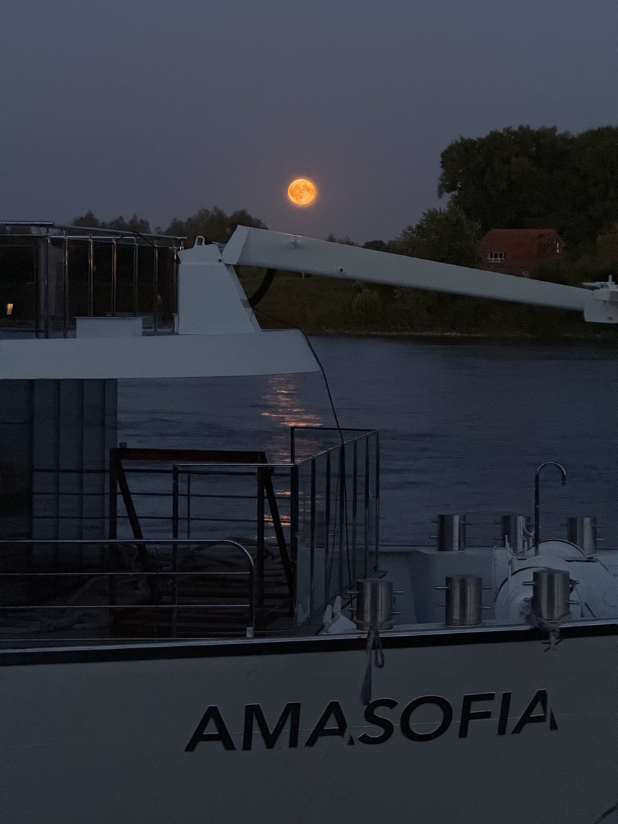 VAHALI Shipyards (@vahalishipyards) on Twitter photo 