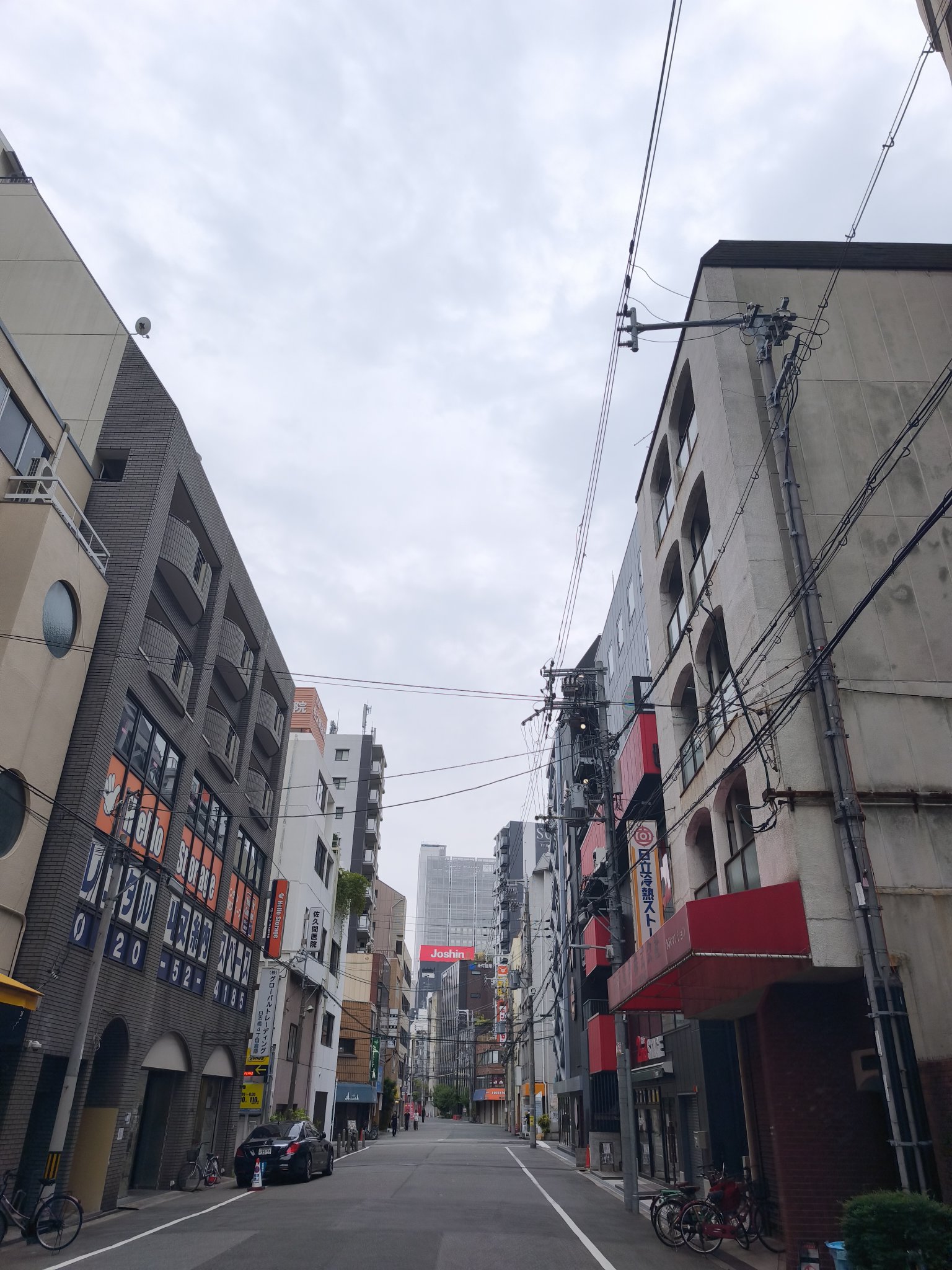 よっちゃんよページになります。 TSUTAYA BOOKSTORE APIT京都四条店です 😸本日発売BLコミックス