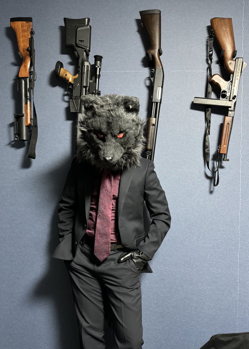 gaogaowolf09's tweet photo. 人型がおウルフ

V狼がおウルフ

狼ヘッドがおウルフ

フルビーストがおウルフ

 #画像を４枚晒したらrtがきてフォロワーがぶわーって増えると聞いて

#CHOPS #超獣一華 https://t.co/DiVkETKLMv