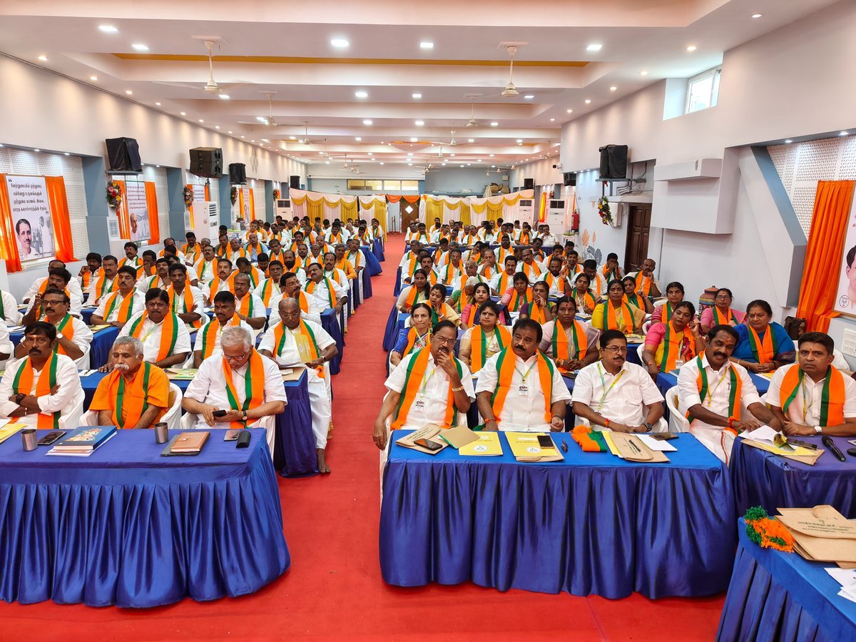 BJP Tamilnadu (@bjp4tamilnadu) on Twitter photo நமது தமிழக பாரதிய ஜனதா கட்சியின் "மாநில அமைப்பு செயல்பாட்டு பயிற்சி முகாம் - 2025" மாநில தலைவர் திரு.<a href="/NainarBJP/">Nainar Nagenthiran</a> அவர்கள் தலைமை உரையோடு, தேசிய அமைப்பு பொதுச்செயலாளர் திரு.<a href="/blsanthosh/">B L Santhosh</a> அவர்கள் முன்னிலையில், தற்போது மாநில தலைமை அலுவலகமான கமலாலயத்தில் நடைபெற்று வருகிறது.
இப்பயிற்சி நமது தமிழக பாரதிய ஜனதா கட்சியின் "மாநில அமைப்பு செயல்பாட்டு பயிற்சி முகாம் - 2025" மாநில தலைவர் திரு.<a href="/NainarBJP/">Nainar Nagenthiran</a> அவர்கள் தலைமை உரையோடு, தேசிய அமைப்பு பொதுச்செயலாளர் திரு.<a href="/blsanthosh/">B L Santhosh</a> அவர்கள் முன்னிலையில், தற்போது மாநில தலைமை அலுவலகமான கமலாலயத்தில் நடைபெற்று வருகிறது.
இப்பயிற்சி