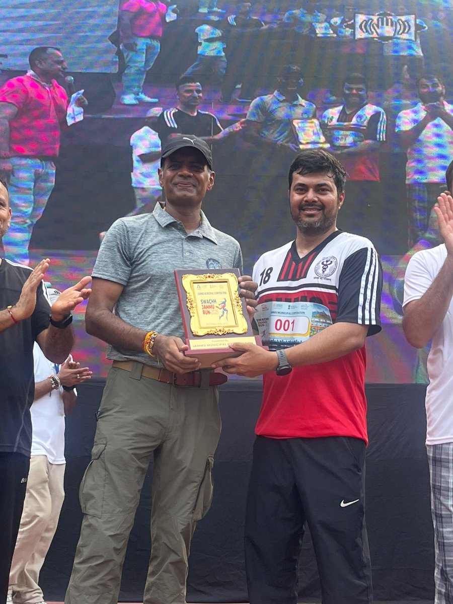 Vikas Dutta🇮🇳 tweet media