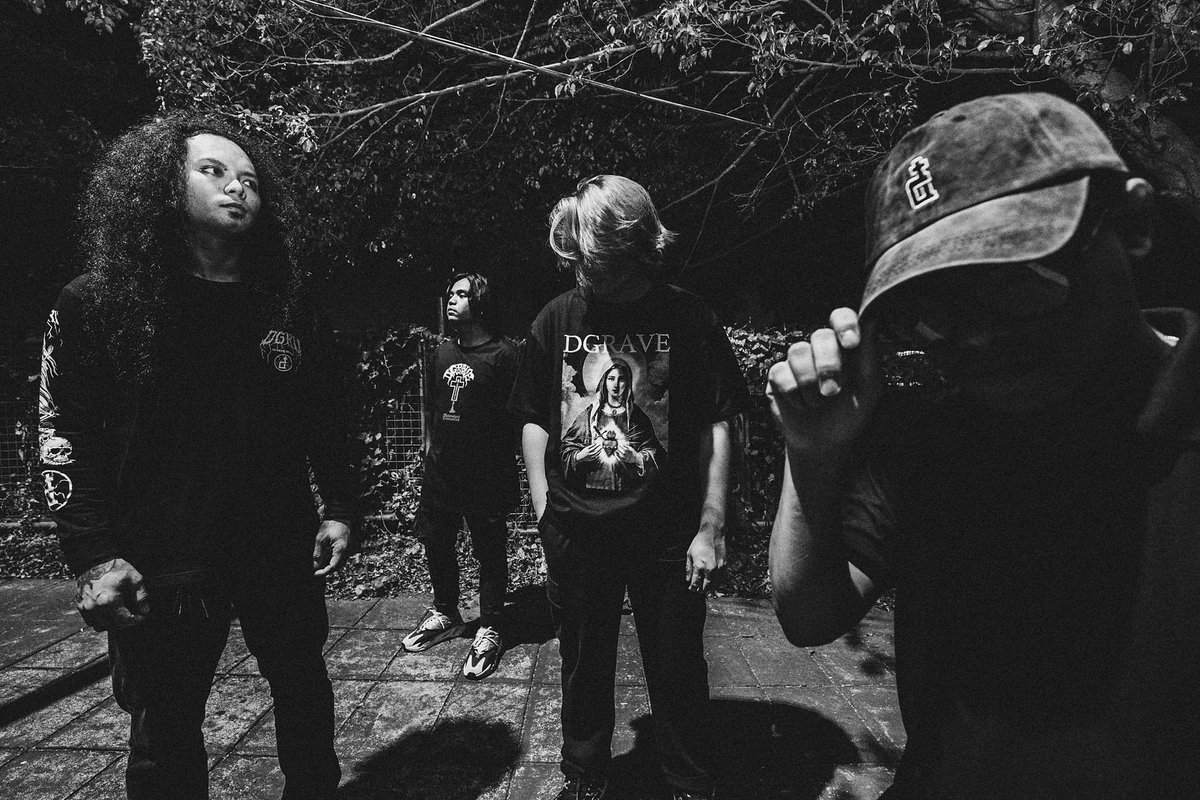 FRAGMENTS Unleash Crushing New Single ‘END/OR’
insaneblog.net/2025/08/fragme… #metalcore