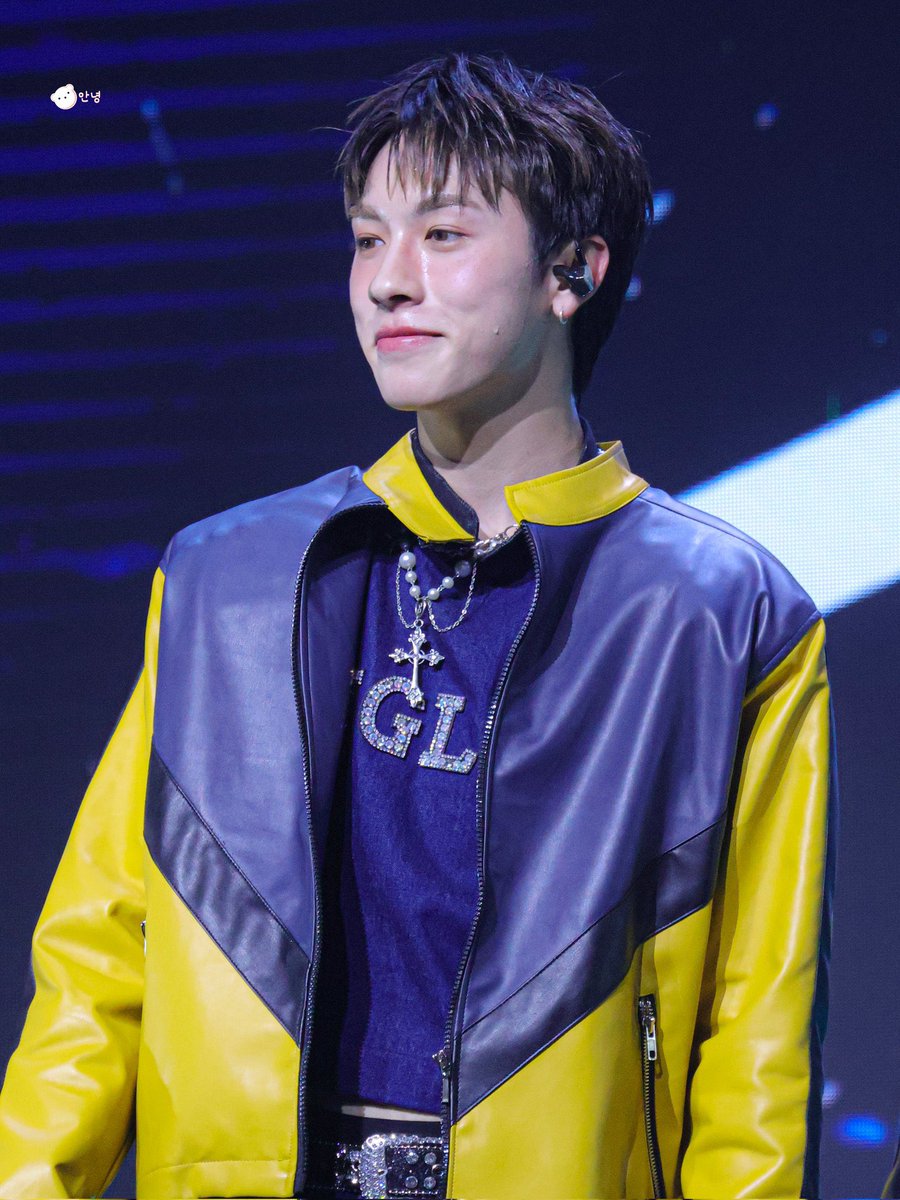 เสื้อบังเหลือแค่ GL (gornlee ดิวะ)