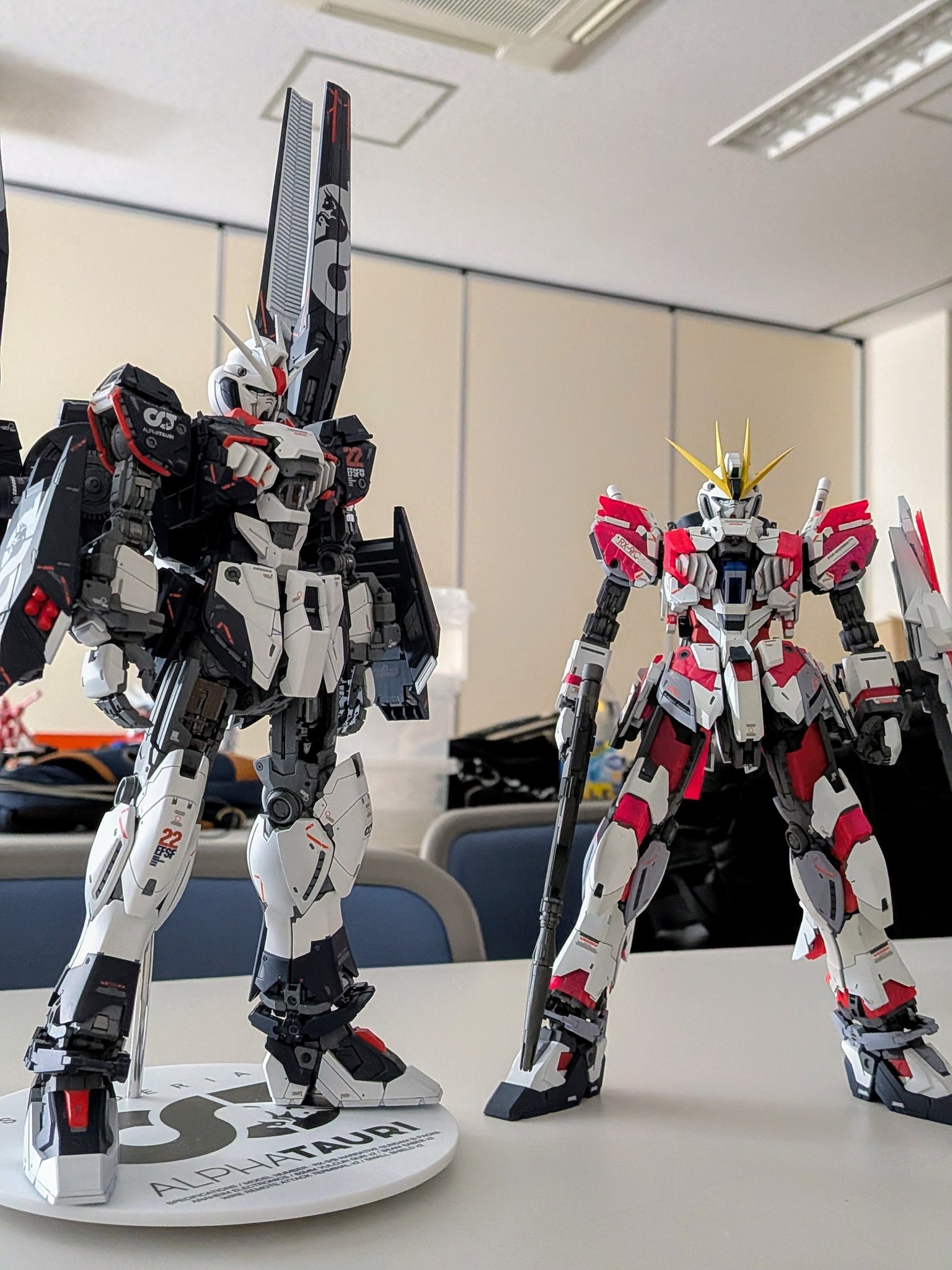 もこページ SOZ.COM | ◼️ 1/100 MSN-06S Sinanju シナンジュ ブックオフで