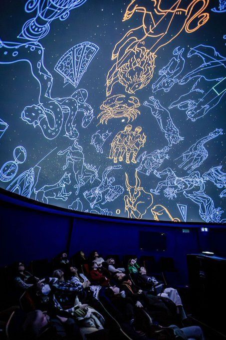 leblob_'s tweet image. Pour la première séance à 10h aux étincelles du Palais #Paris15
𝐑𝐞̂𝐯𝐞 𝐝'𝐞́𝐭𝐨𝐢𝐥𝐞𝐬, une séance de Planétarium spécialement destinée aux enfants de 3 à 5 ans et à leur famille, il reste de la place, si cela vous dit...⤵️ …terie-etincelles.palais-decouverte.fr/etincelles.htm…