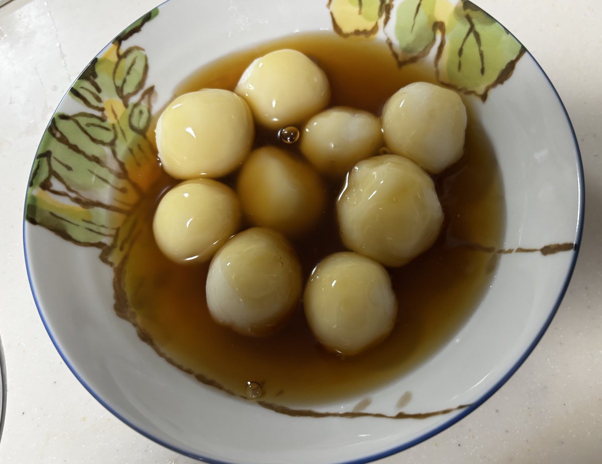 今日のおやつはお団子
昨日。今日和でお団子の粉が安く売っていたので、珍しくお団子作りました╰(*´︶`*)╯