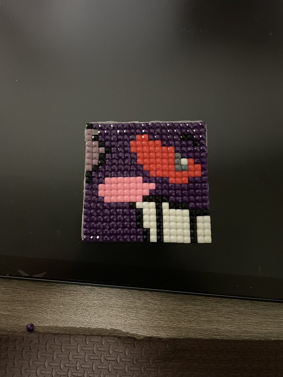 Coco_An2's tweet image. 百均のアクリルプレートに両面テープ使用して、ベイマックスとゲンガー作ってみた

案外小さいけど工夫すれば
色々できそうなのわかったから

オリジナルキャラとかオリジナルの絵を
使って色んなキーホルダーでも作ってこうかな🤔💭

#ダイヤモンドアート #ダイヤモンドアート好きな人と繋がりたい