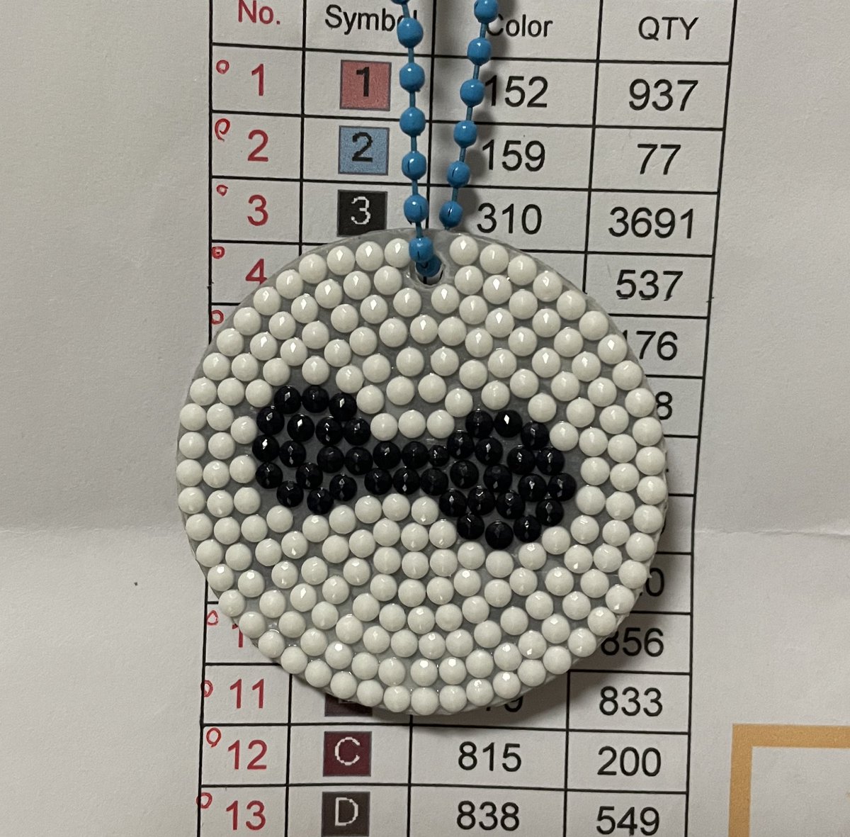 Coco_An2's tweet image. 百均のアクリルプレートに両面テープ使用して、ベイマックスとゲンガー作ってみた

案外小さいけど工夫すれば
色々できそうなのわかったから

オリジナルキャラとかオリジナルの絵を
使って色んなキーホルダーでも作ってこうかな🤔💭

#ダイヤモンドアート #ダイヤモンドアート好きな人と繋がりたい