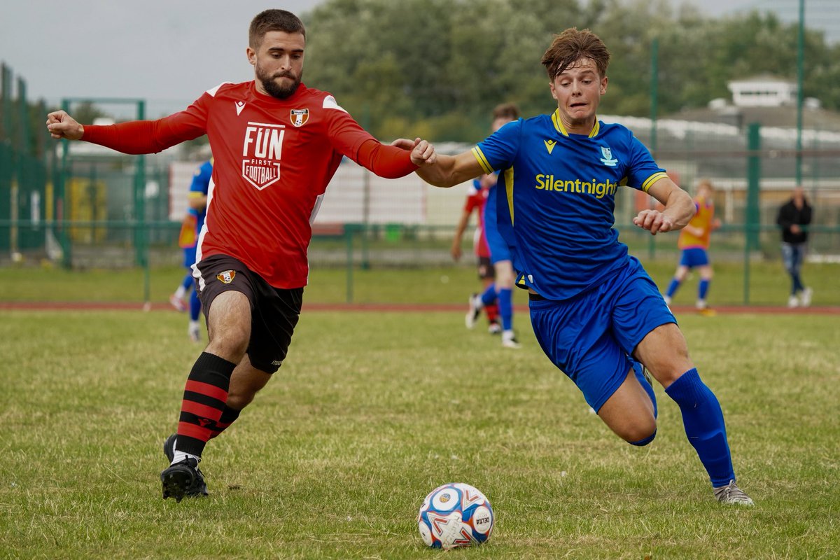 NickGerrard's tweet photo. Photos from @RemycaUtd v @barlickfc 
@nwcfl @SFTO_pod @OffThePark_ @outside_box_14 
#nonleague #football  #remy #remyca https://t.co/SiyGWw8B2d