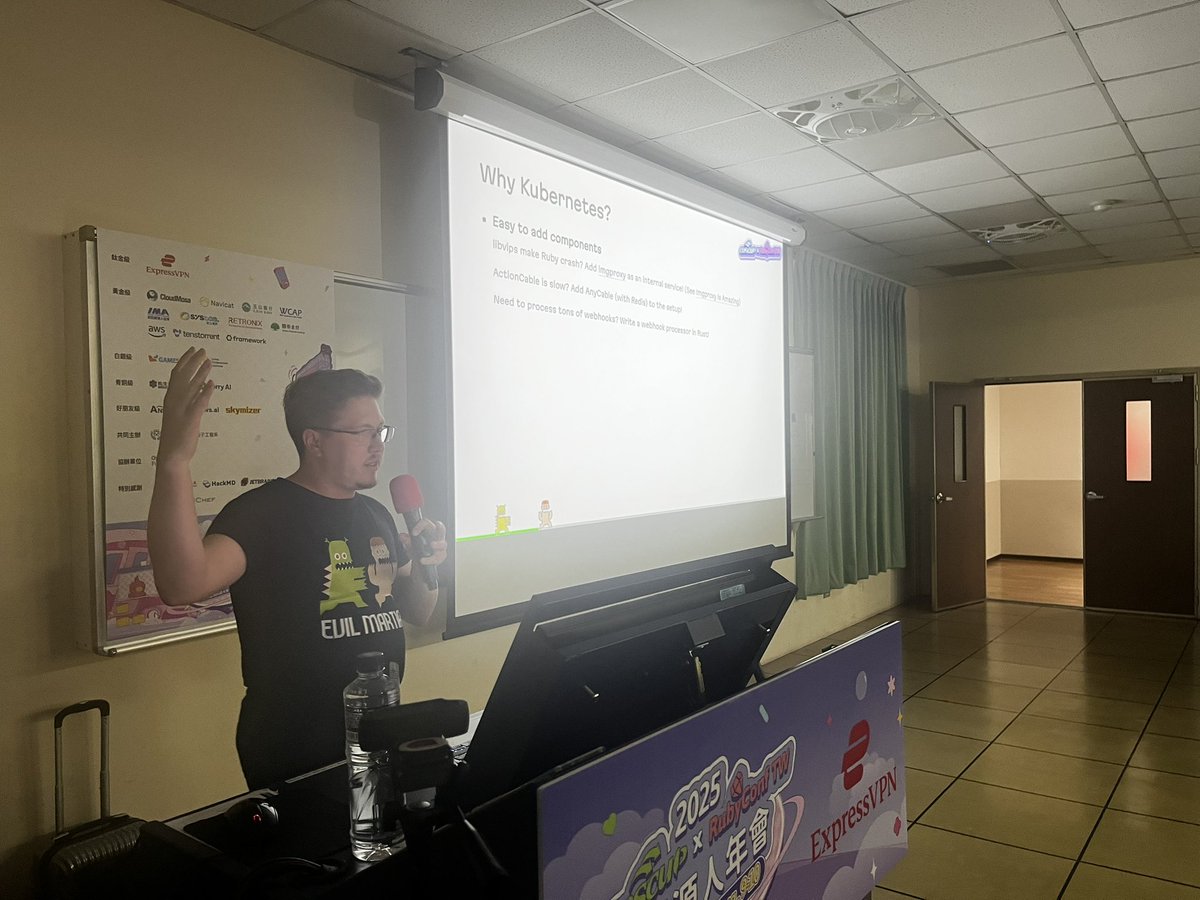 rubyconftw's tweet image. @Envek is talking “Nuances of running Ruby on Kubernetes” #rubyconftw #coscup