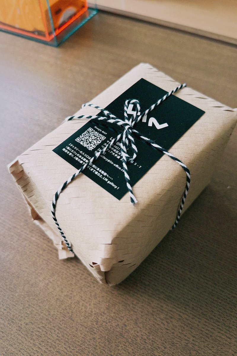 oratnek (@oratnek_ill) on Twitter photo Arrived.
The beautiful packaging instantly brought a smile to my face ๐
And as expected, itโs adorable.
Super Maison is one of my favorite artist units.
<a href="/super_maison/">super maisonโข</a> <a href="/3d_pizza/">Pizza | ๐ฌ๐ฎ๐ฉ๐๐ซ ๐ฆ๐๐ข๐ฌ๐จ๐ง</a> <a href="/bonsai_boyz/">Bonsai | ๐ฌ๐ฎ๐ฉ๐๐ซ ๐ฆ๐๐ข๐ฌ๐จ๐ง</a> <a href="/lingallery55/">LIN gallery</a> Arrived.
The beautiful packaging instantly brought a smile to my face ๐
And as expected, itโs adorable.
Super Maison is one of my favorite artist units.
<a href="/super_maison/">super maisonโข</a> <a href="/3d_pizza/">Pizza | ๐ฌ๐ฎ๐ฉ๐๐ซ ๐ฆ๐๐ข๐ฌ๐จ๐ง</a> <a href="/bonsai_boyz/">Bonsai | ๐ฌ๐ฎ๐ฉ๐๐ซ ๐ฆ๐๐ข๐ฌ๐จ๐ง</a> <a href="/lingallery55/">LIN gallery</a>