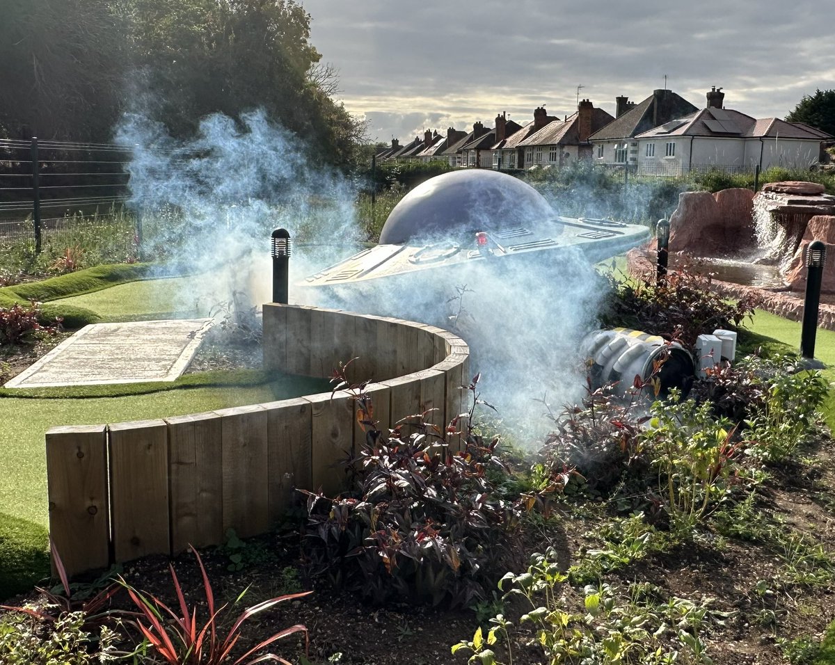 Out Toptracer range is closed today for mowing and drainage work. The Gallops course and Cosmic Adventure Golf are fully open all day as usual so why not have some fun out there instead?!!!🚀