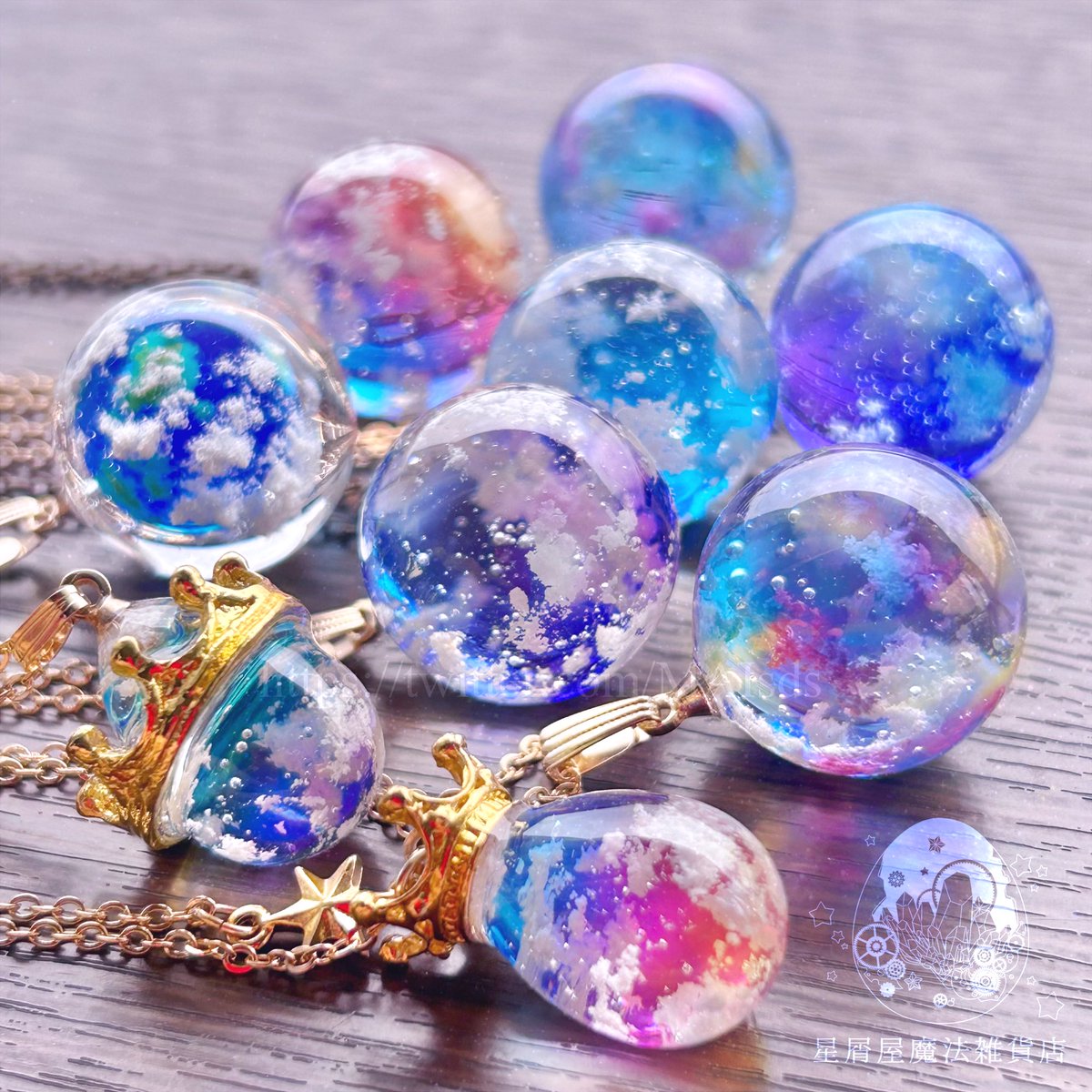 MAIsds's tweet image. お盆前の駆け込みか、大変有り難い事にご注文をたくさん頂いて制作→発送の毎日にバタバタしておりました💦
めちゃくちゃ嬉しいです🥰
でも自分、まだ行けます🥳
　
配送の各業者では遅れが出ているとの事でしたので、通常時よりお時間を頂きますが、必ずお届けしますのでお待ち下さい📦
　
#minne