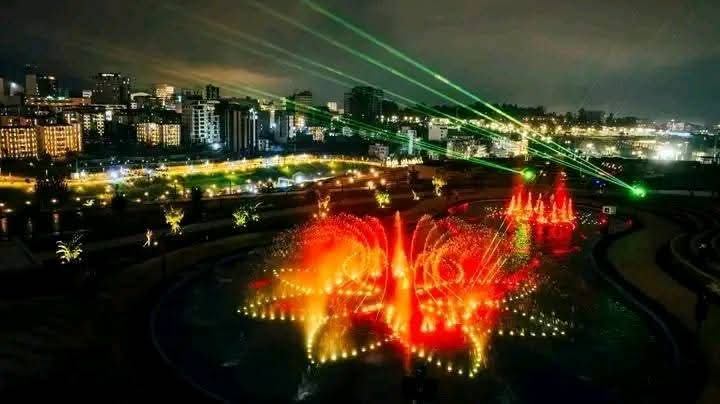 Addisu_N_1's tweet image. Bright lights, vibrant nights… but this isn’t Las Vegas. This is Addis Ababa.
#Addis_Ababa
#Ethiopian